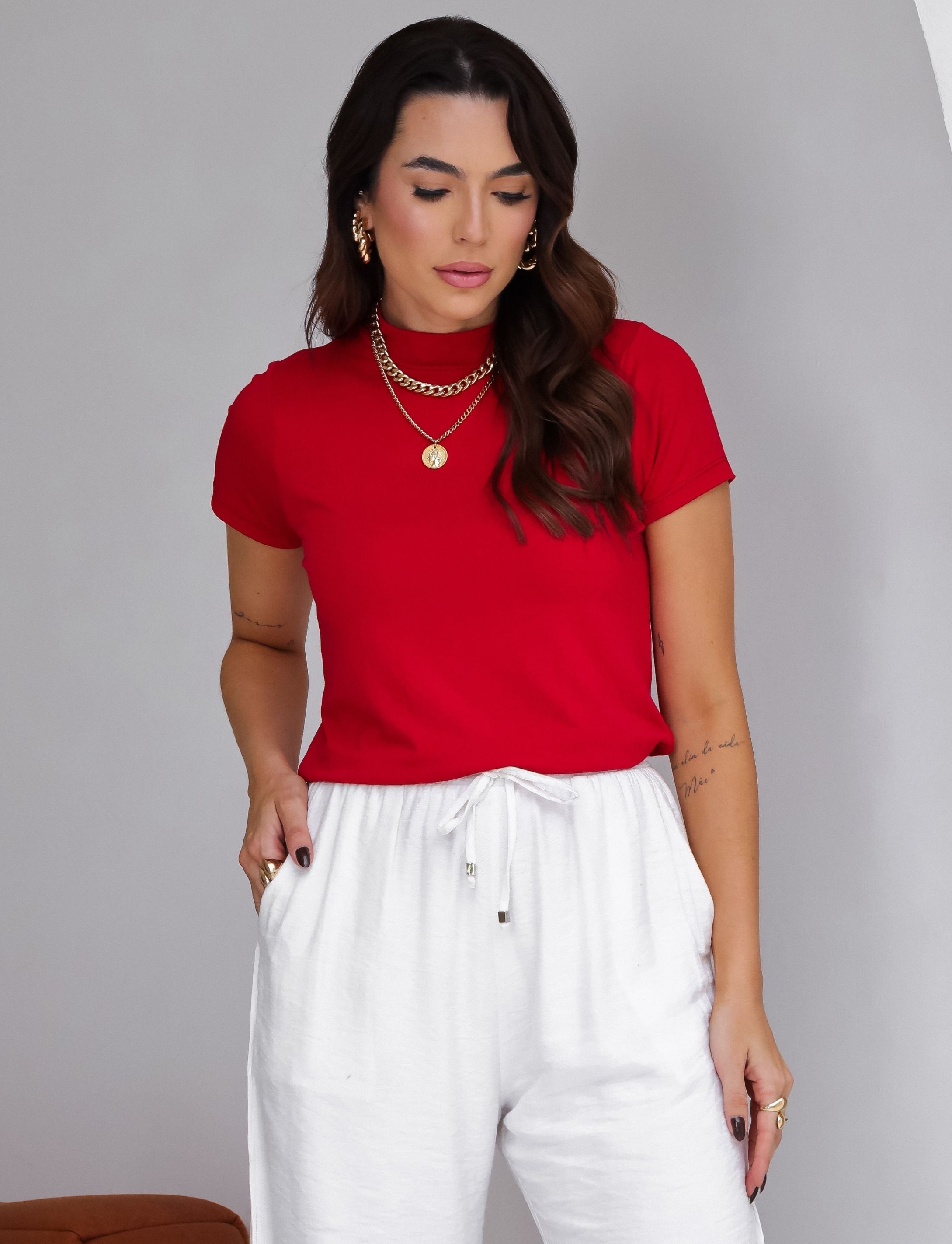 Blusa Gola Alta Com Mangas Malha de Viscose