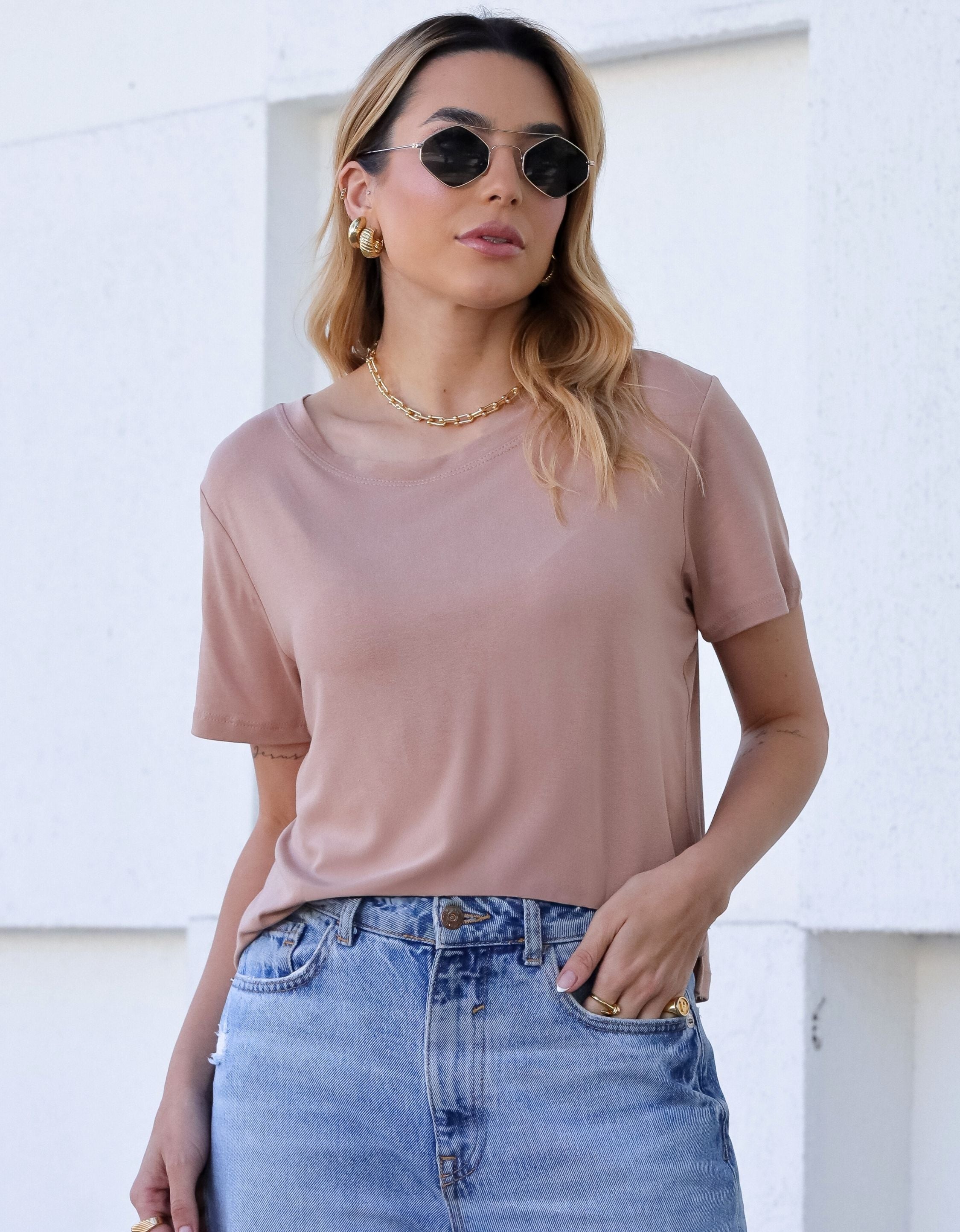 Blusa Malha de Viscose Gola Canoa
