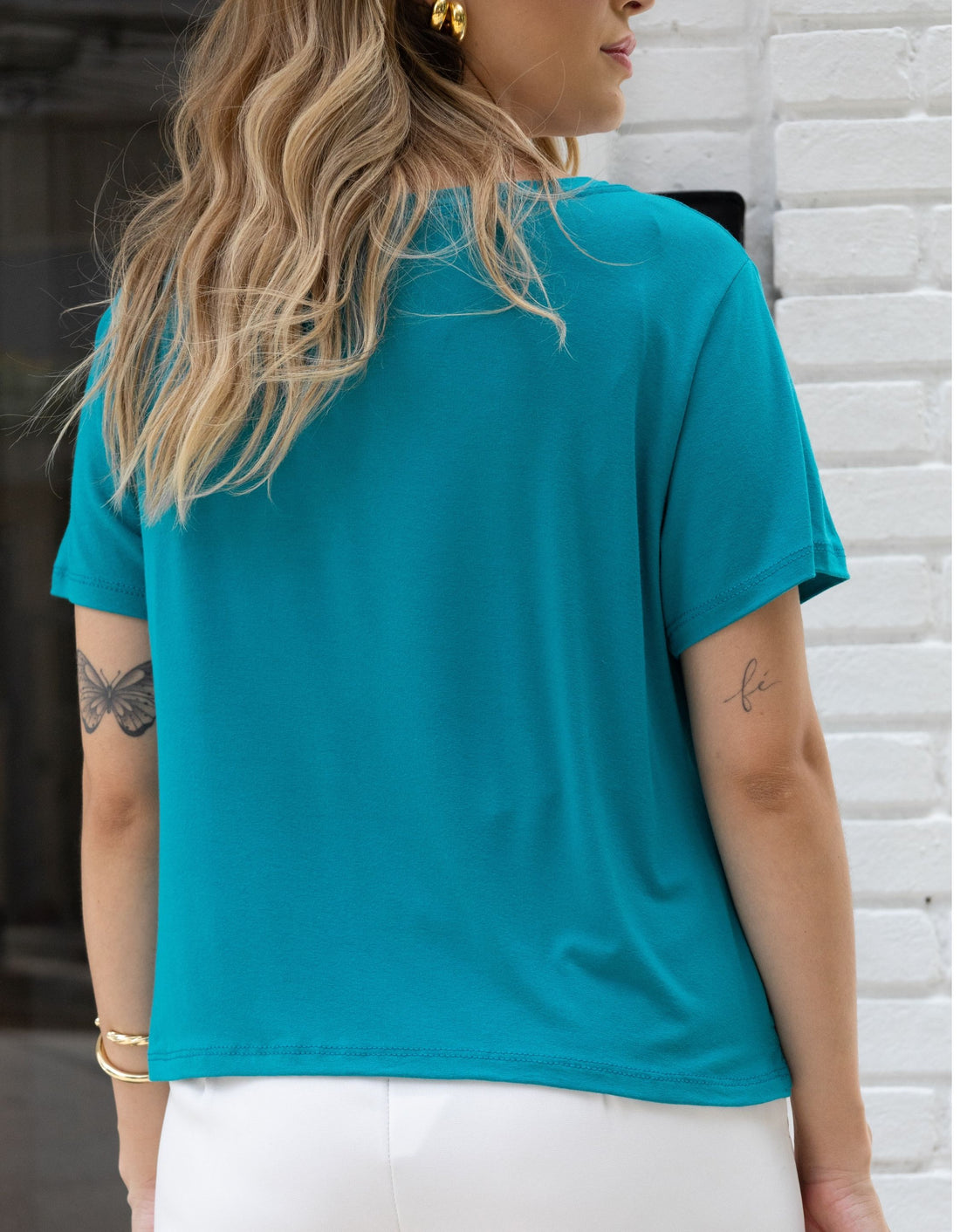 Blusa Malha de Viscose Gola Canoa