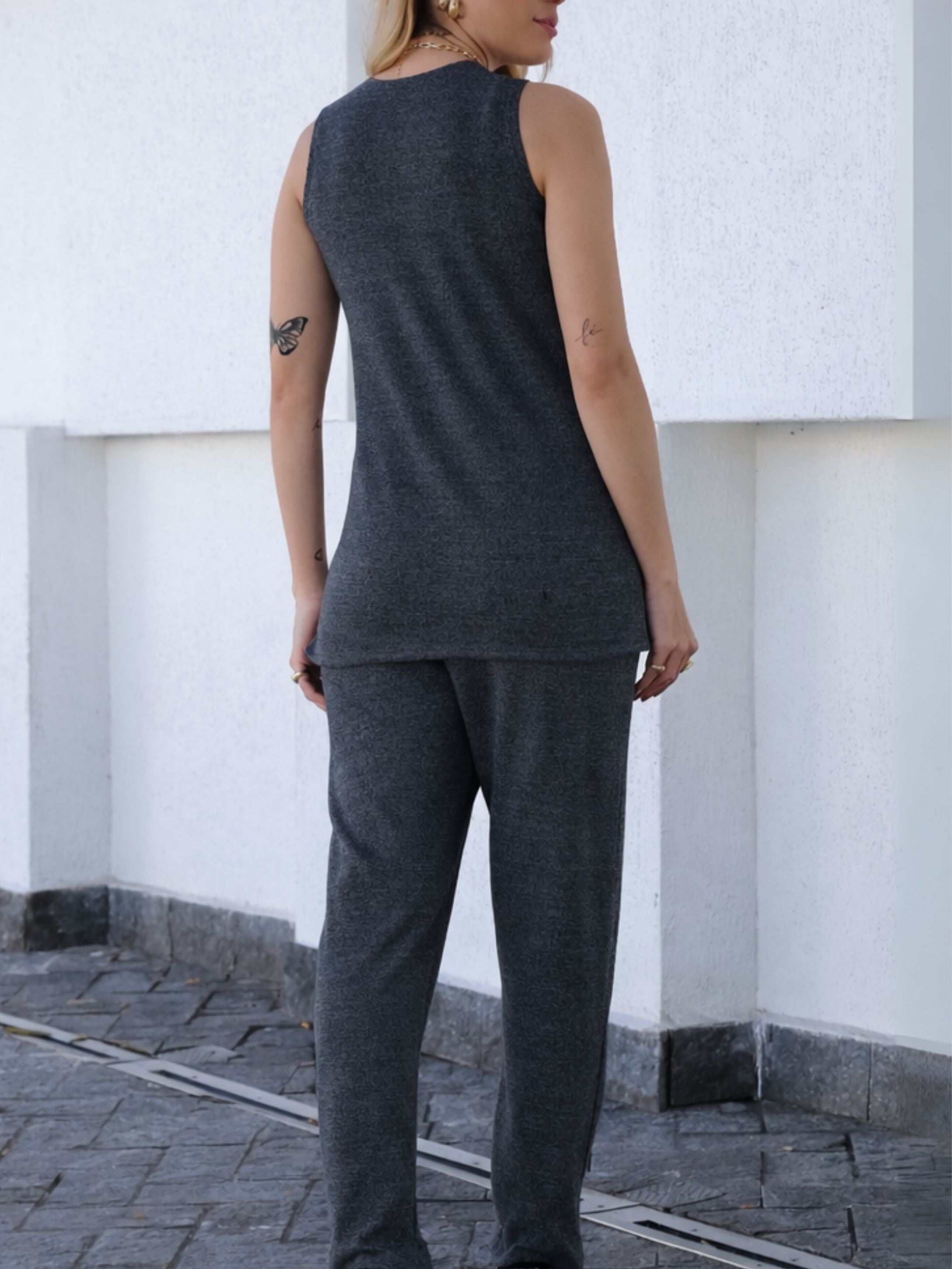 Conjunto Malha de Tricot Três Peças