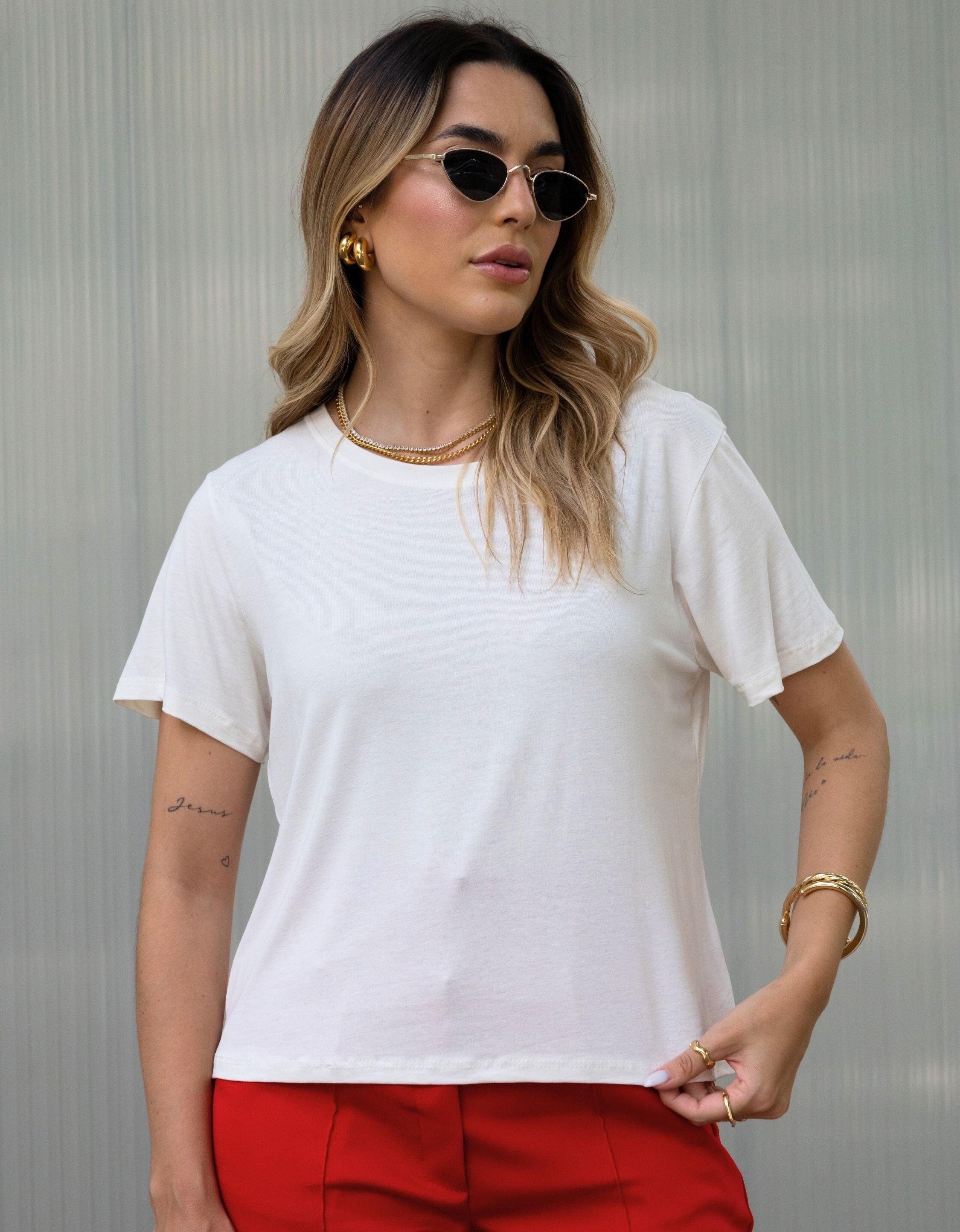 Blusa Malha de Viscose Gola Canoa