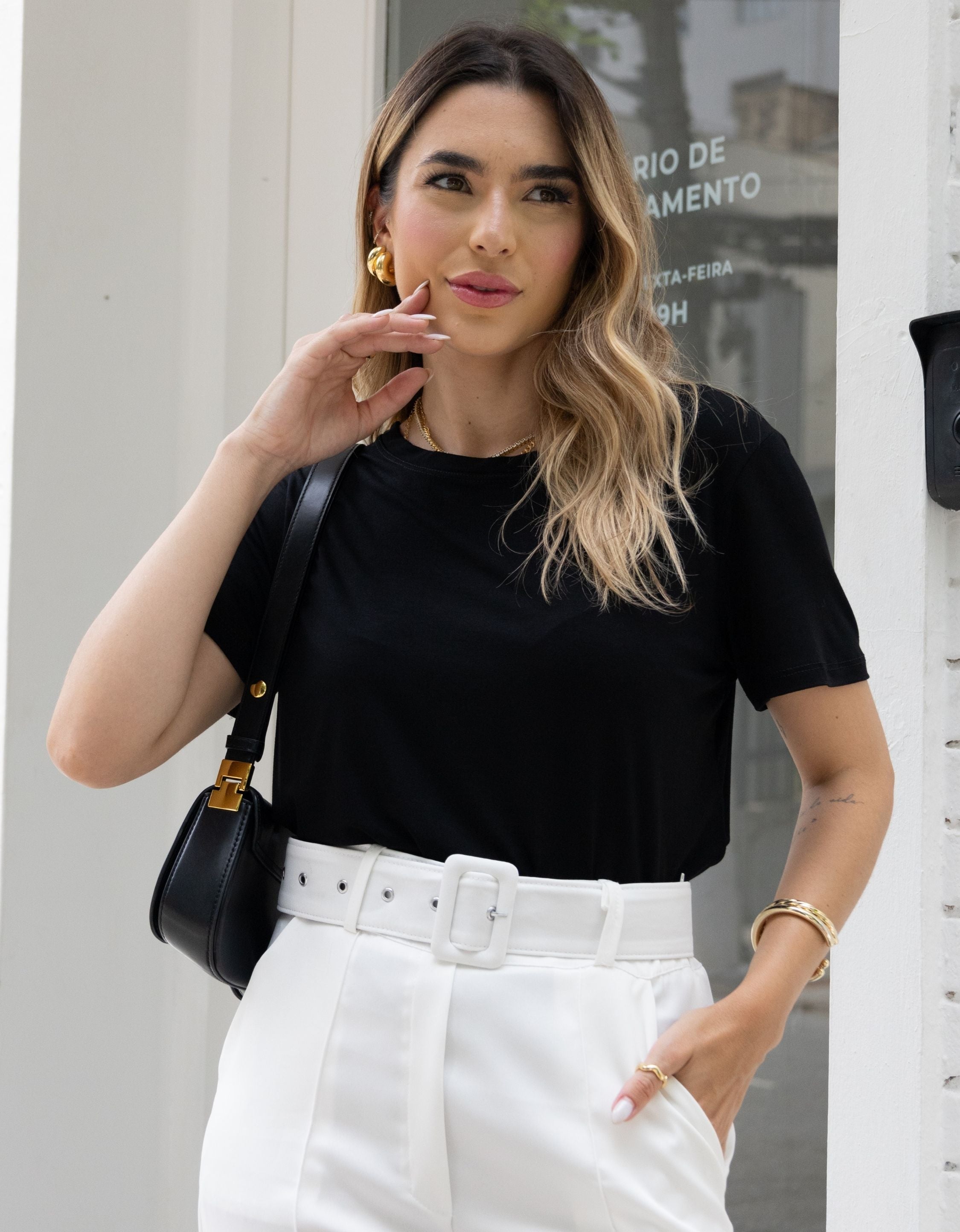 Blusa Malha de Viscose Gola Canoa