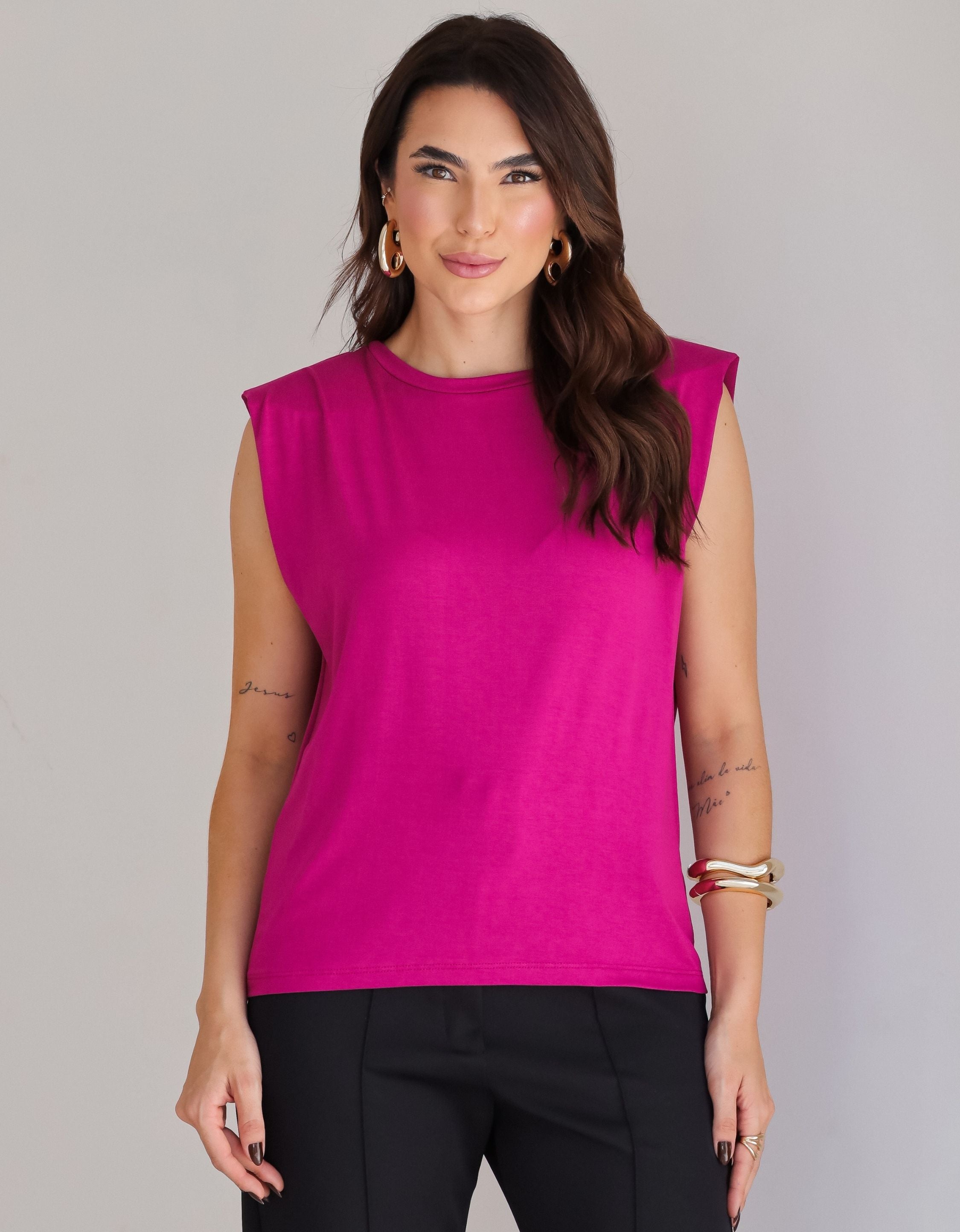 Blusa Muscle Tee com Ombreiras