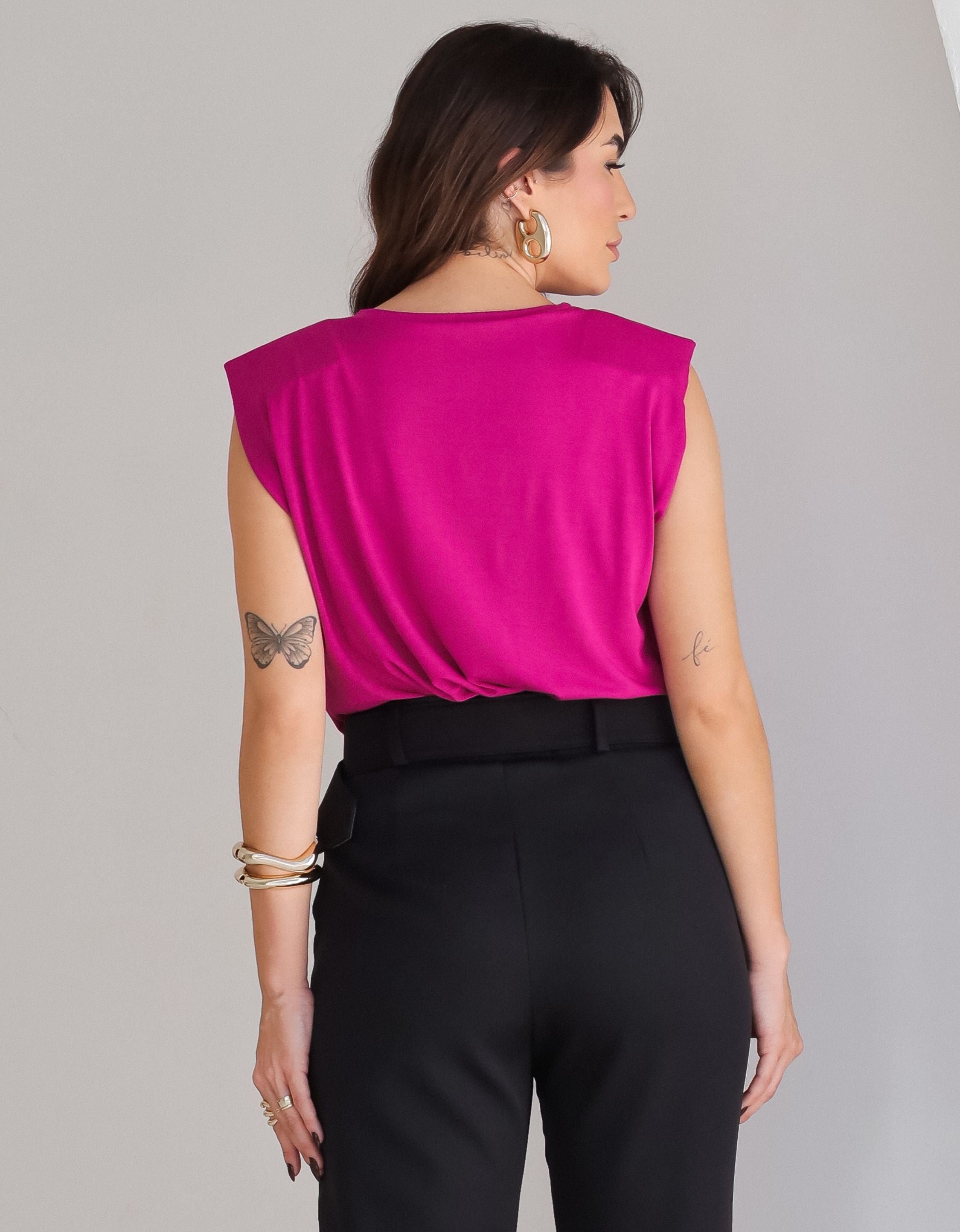 Blusa Muscle Tee com Ombreiras