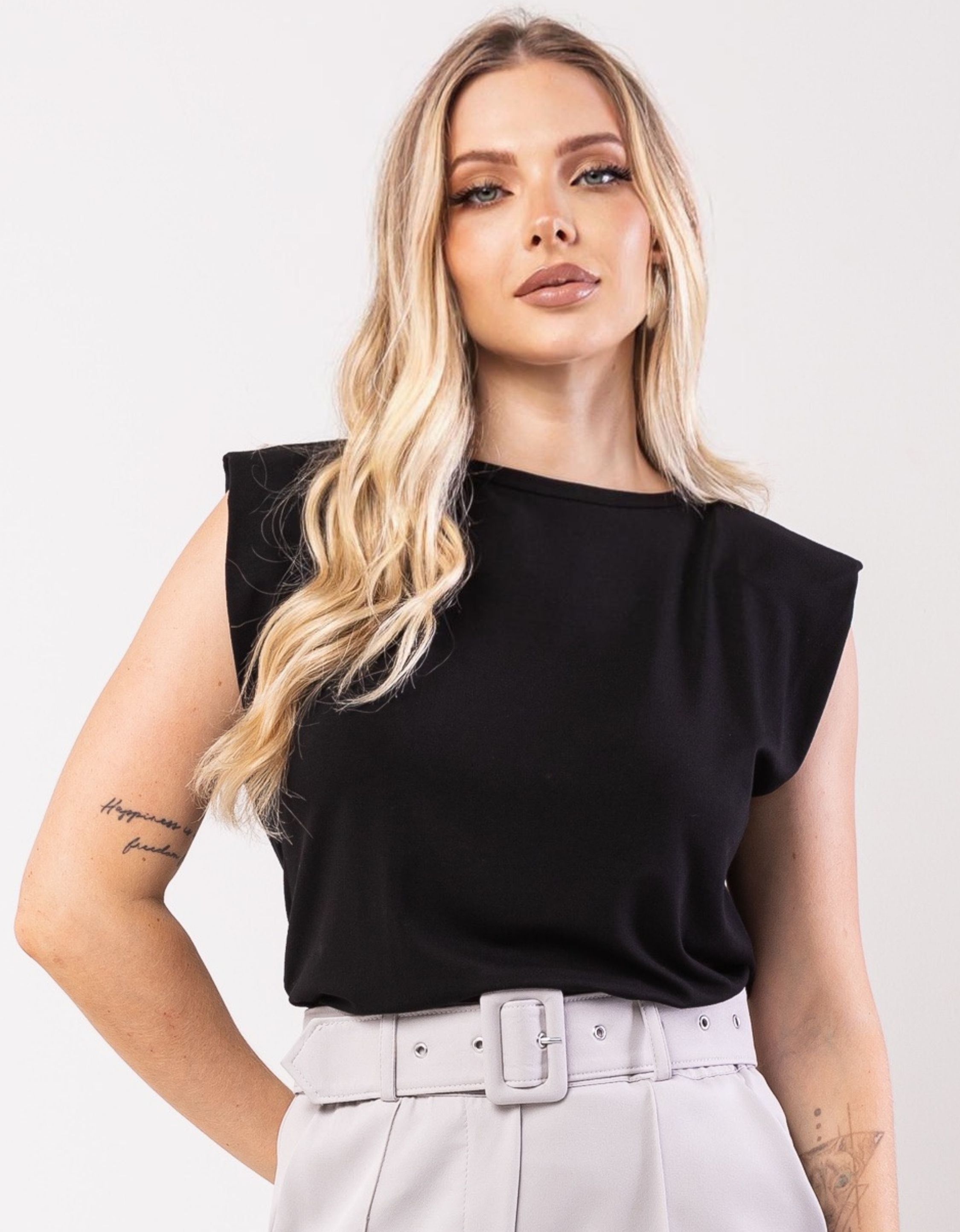 Blusa Muscle Tee com Ombreiras