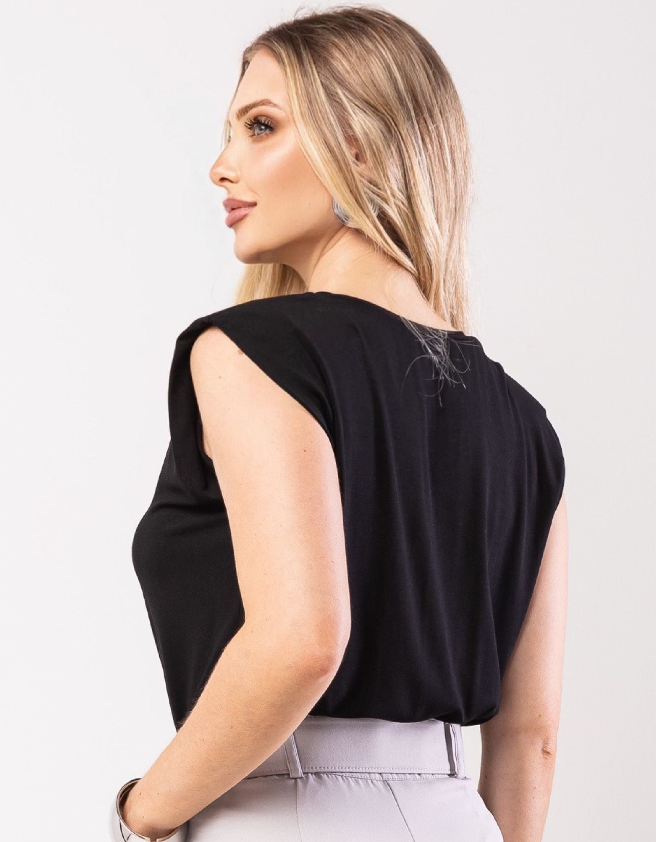 Blusa Muscle Tee com Ombreiras