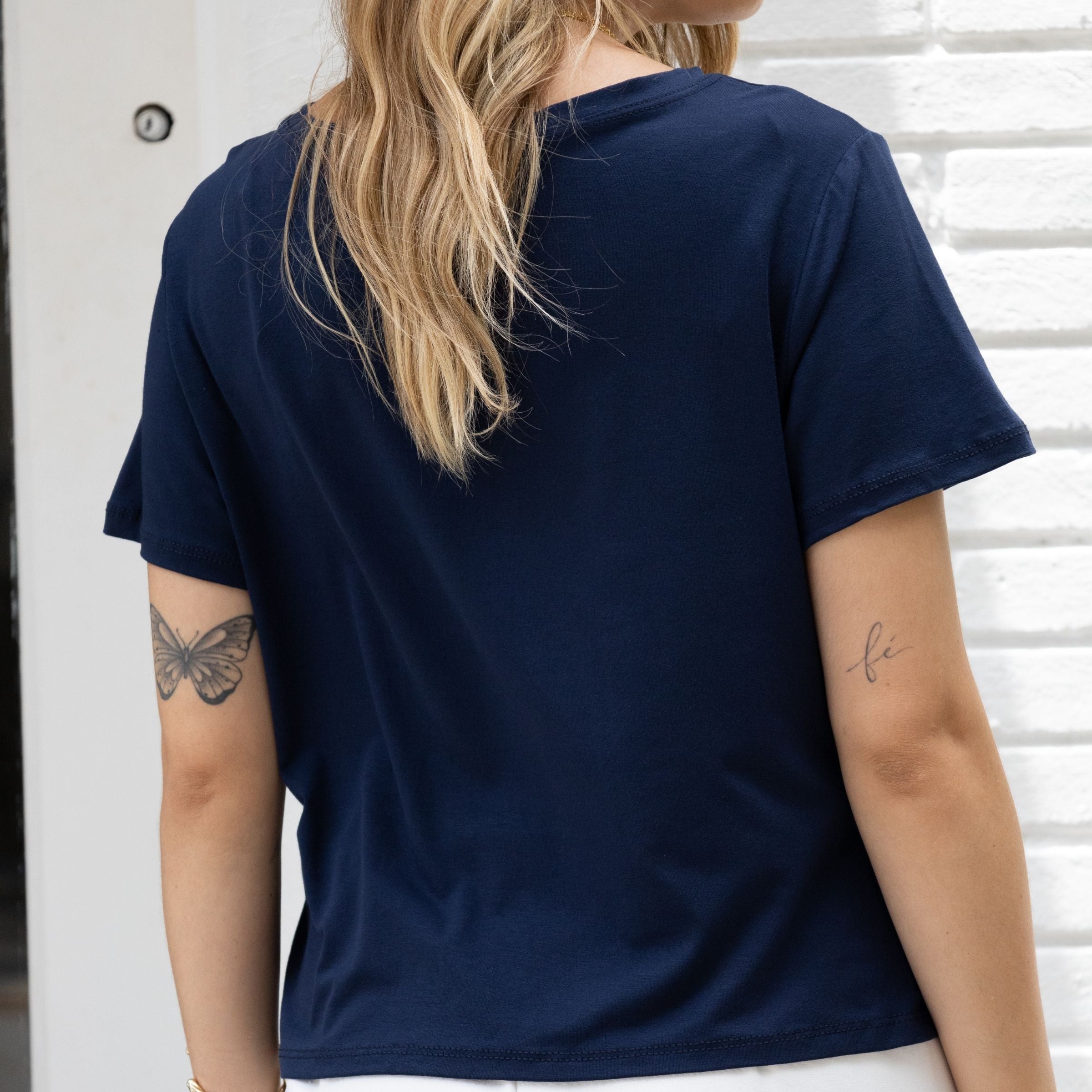 Kit 02 Blusas Gola Canoa