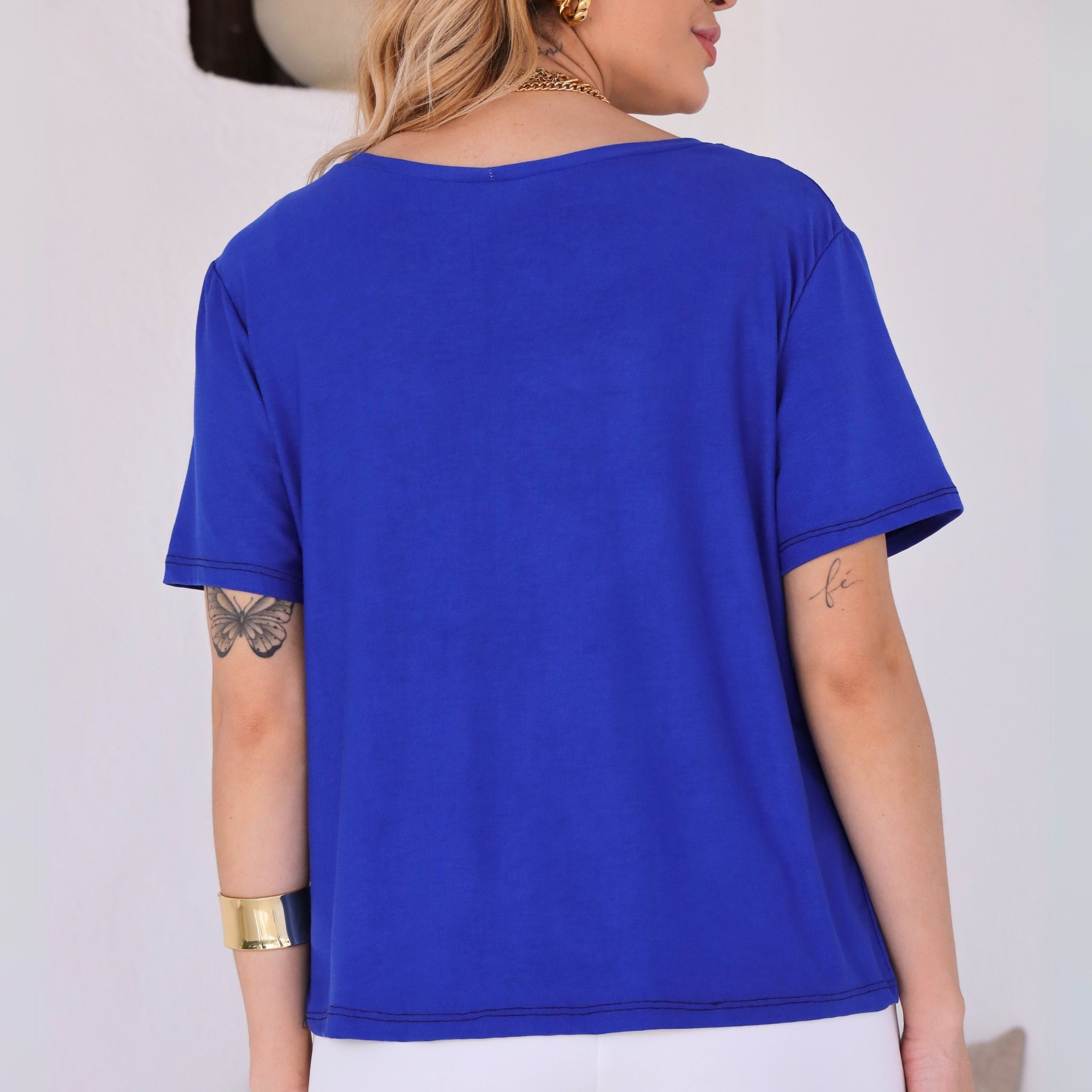 Kit 02 Blusas Gola Canoa