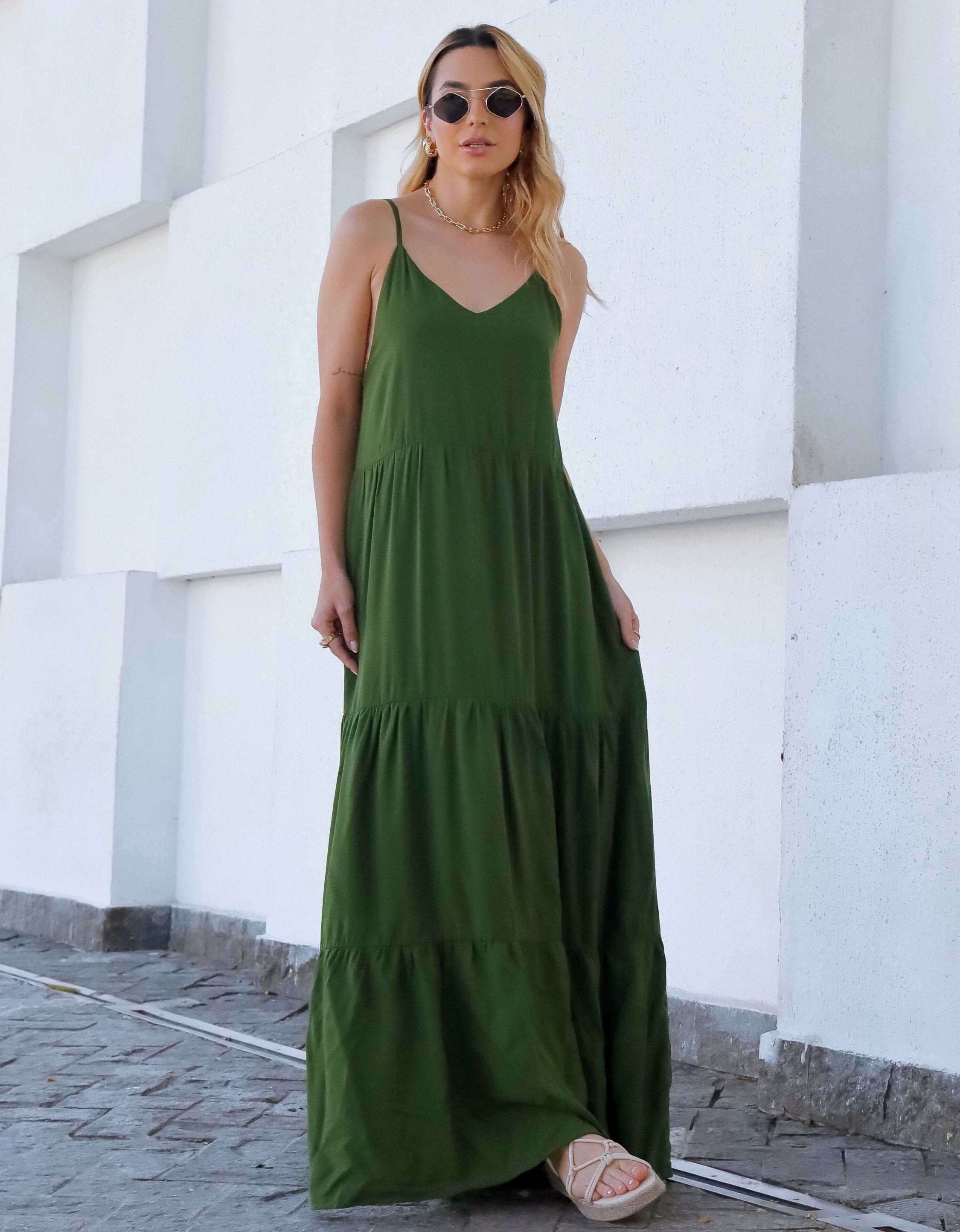 Vestido Longo Viscolinho com Alças Reguláveis