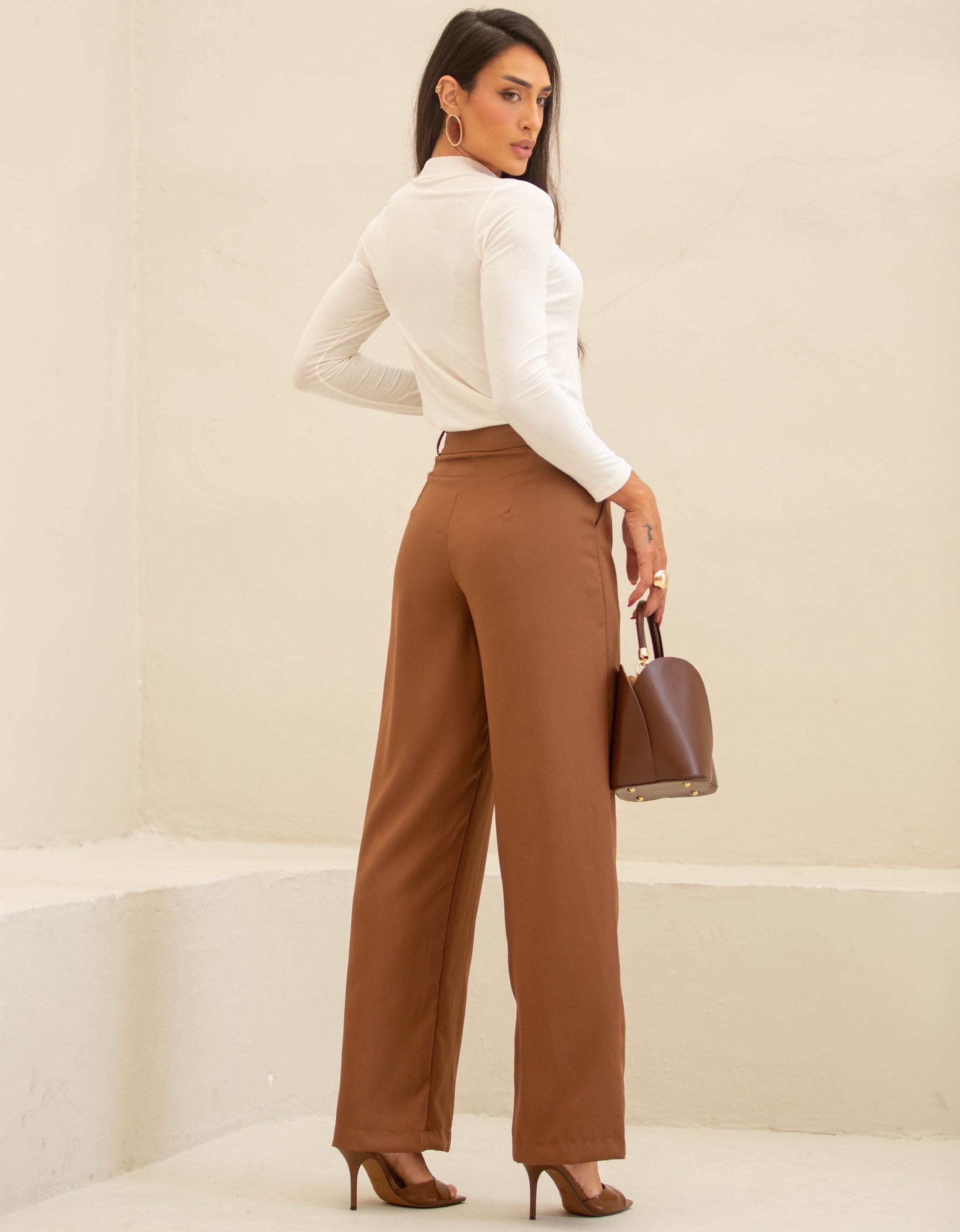 Calça Pantalona Alfaiataria Cintura Alta Elegante
