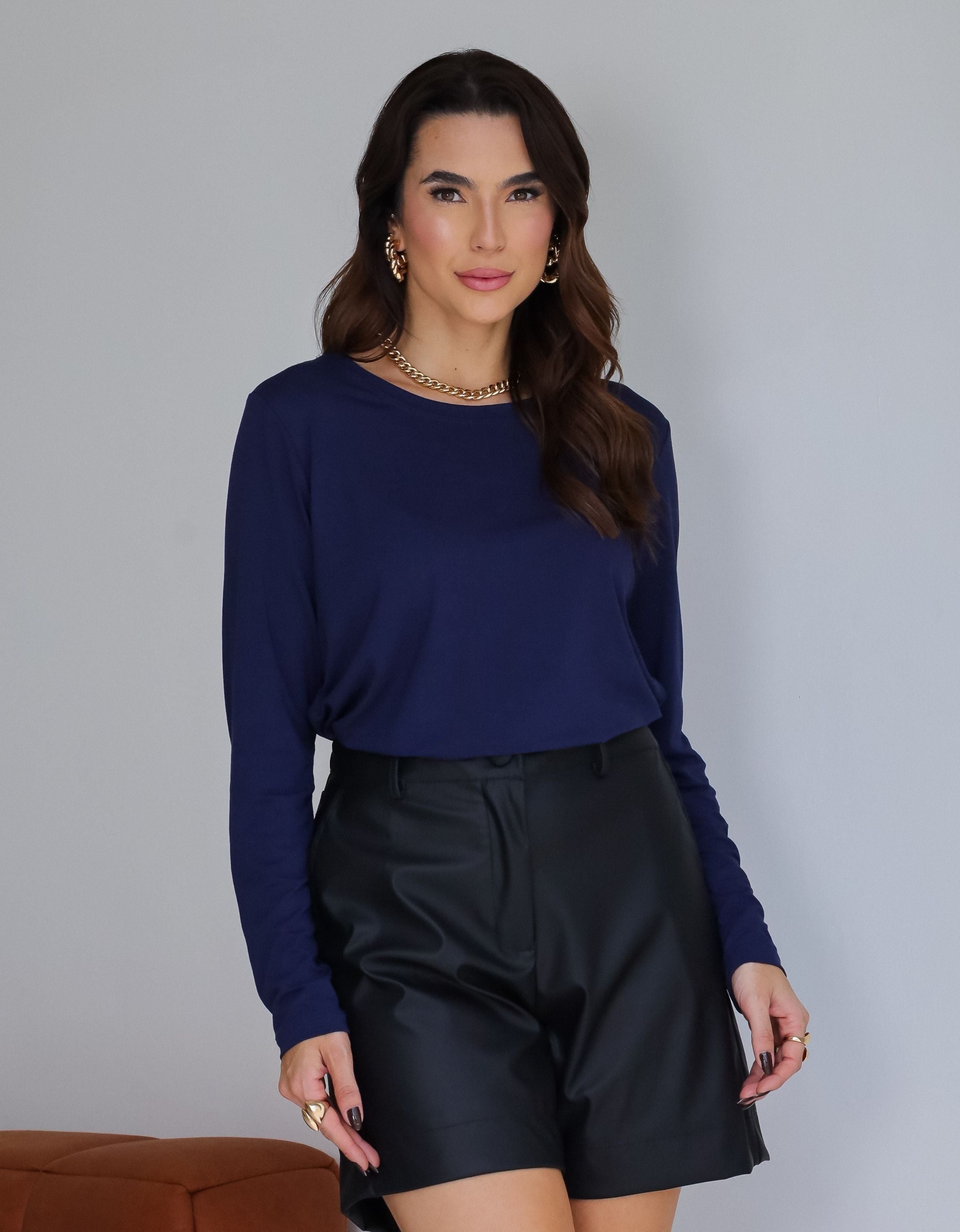 Blusa Malha de Viscose Gola Canoa Manga longa