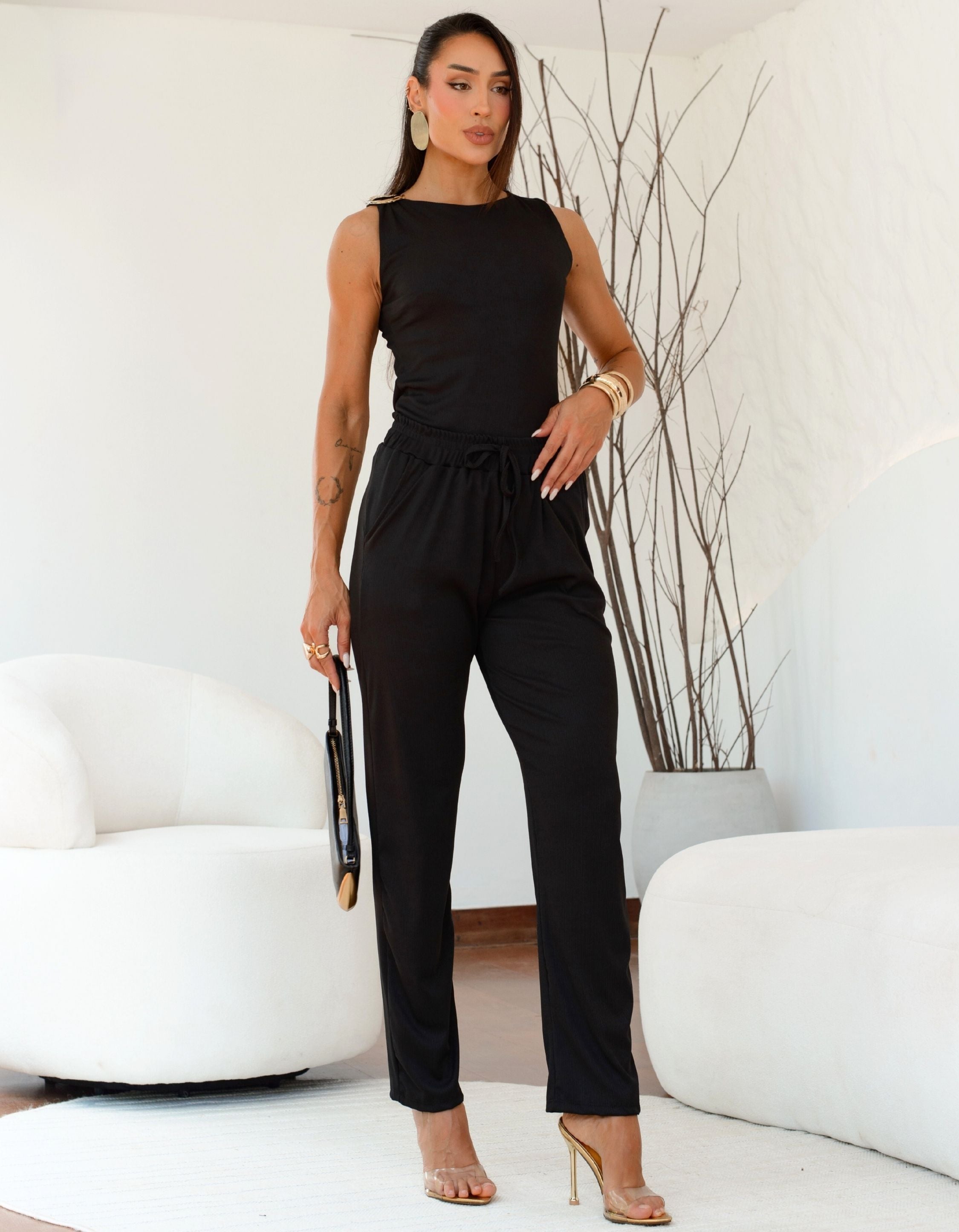 Conjunto Canelado Com Detalhe Metalizado