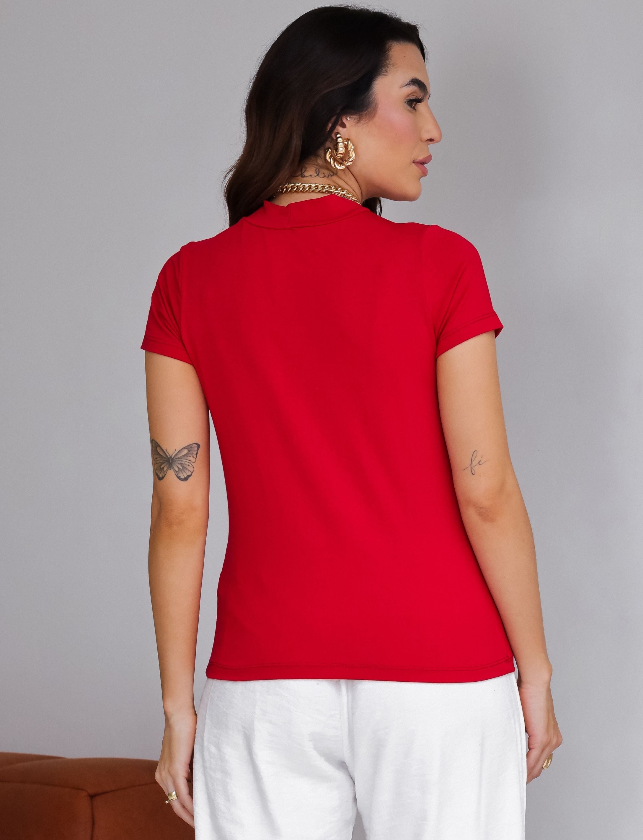 Blusa Gola Alta Com Mangas Malha de Viscose