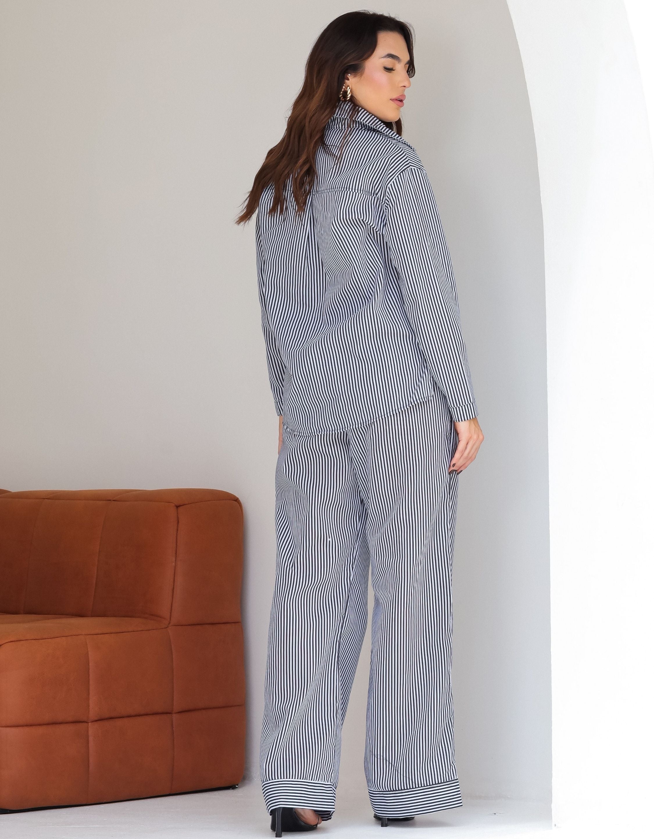 Conjunto Alfaiataria Camisa e Calça em Tricoline