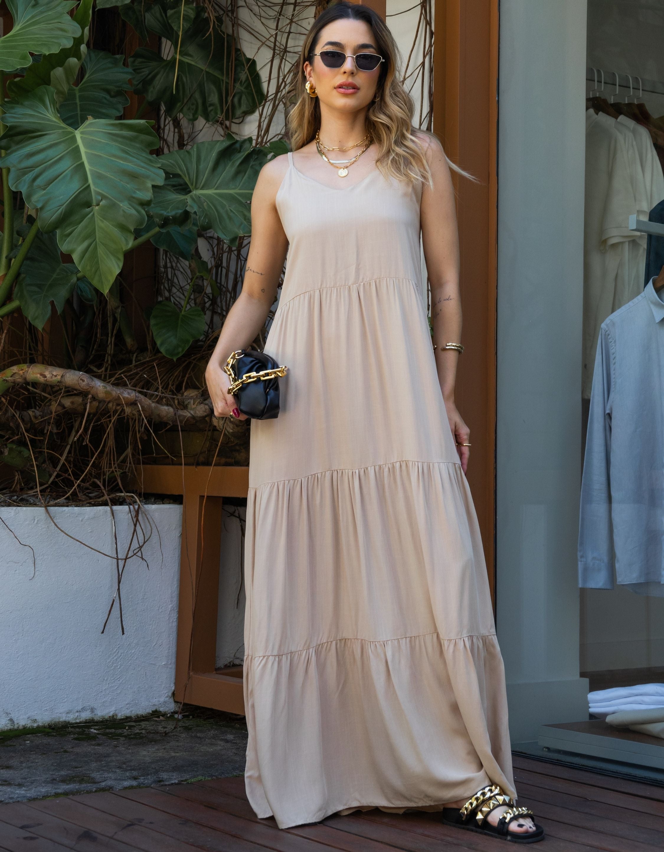 Vestido Longo Viscolinho com Alças Reguláveis