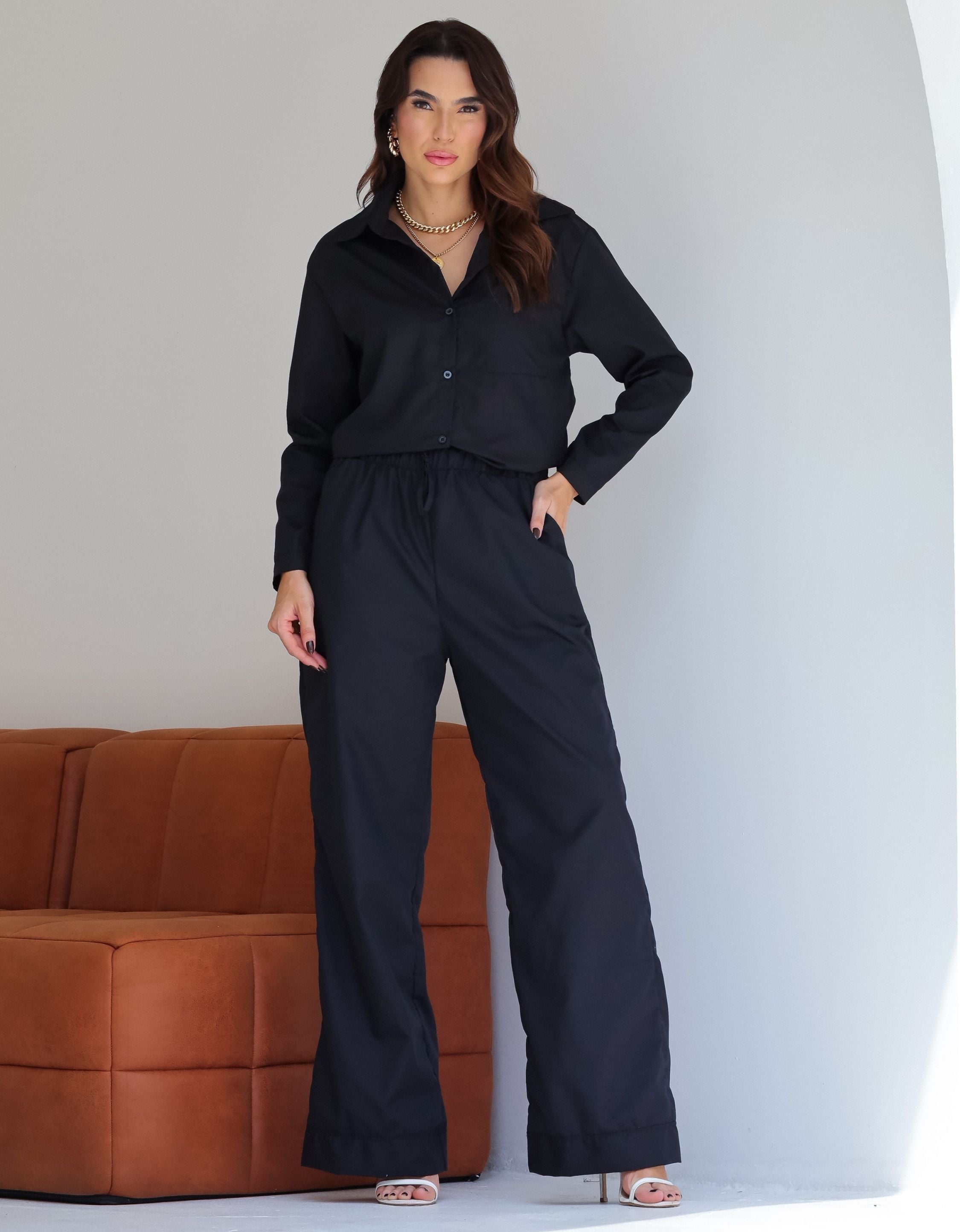 Conjunto Alfaiataria Camisa e Calça em Tricoline