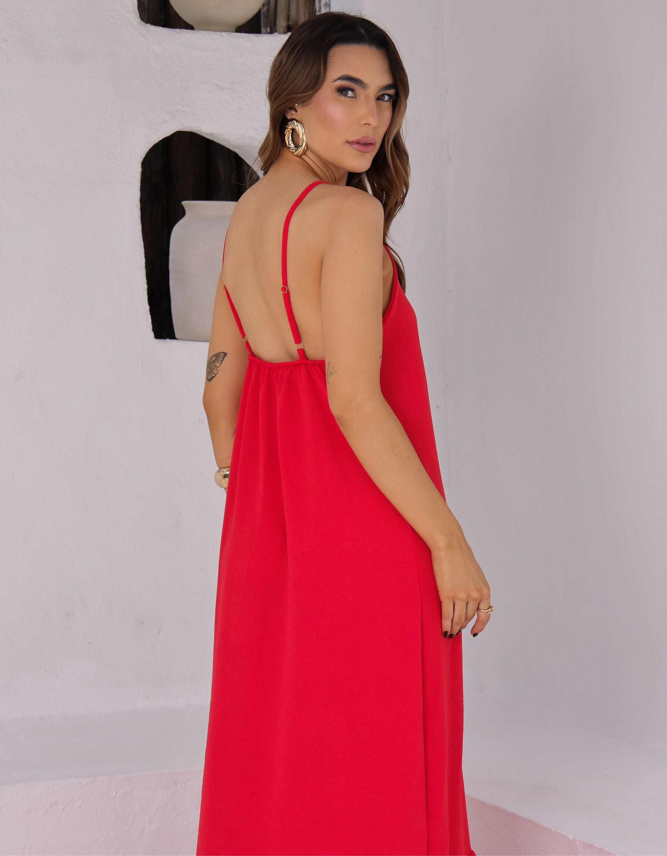 Vestido Longo em Crepe com Alças Reguláveis