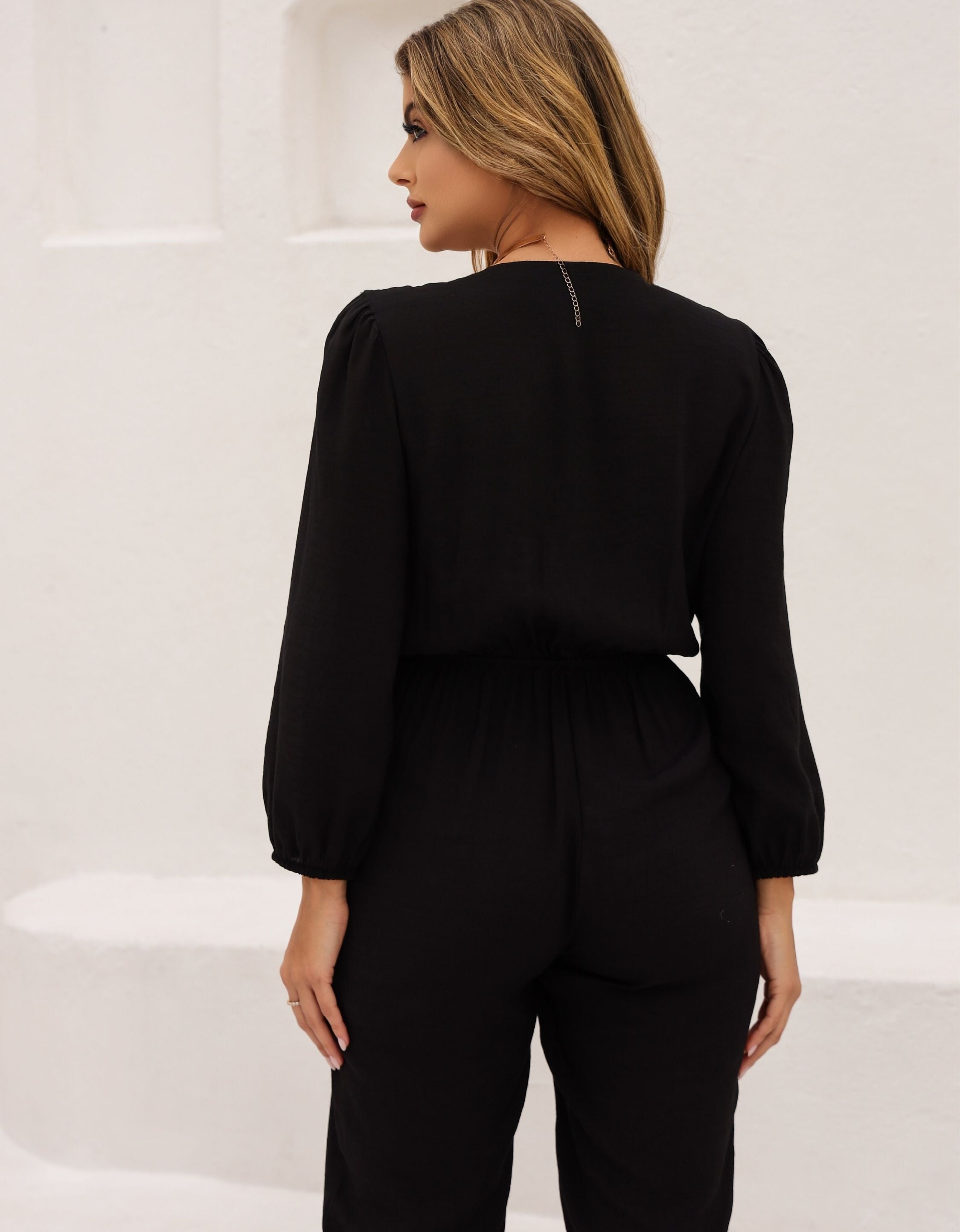 Macacão Longo em Viscose com Laço