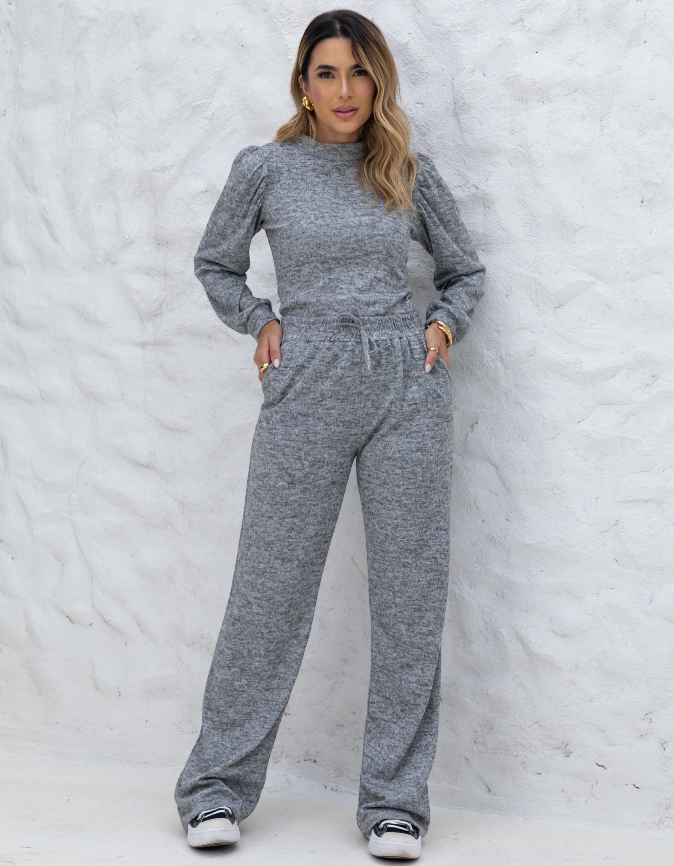 Conjunto Malha de Tricot Calça e Blusa Gola Alta