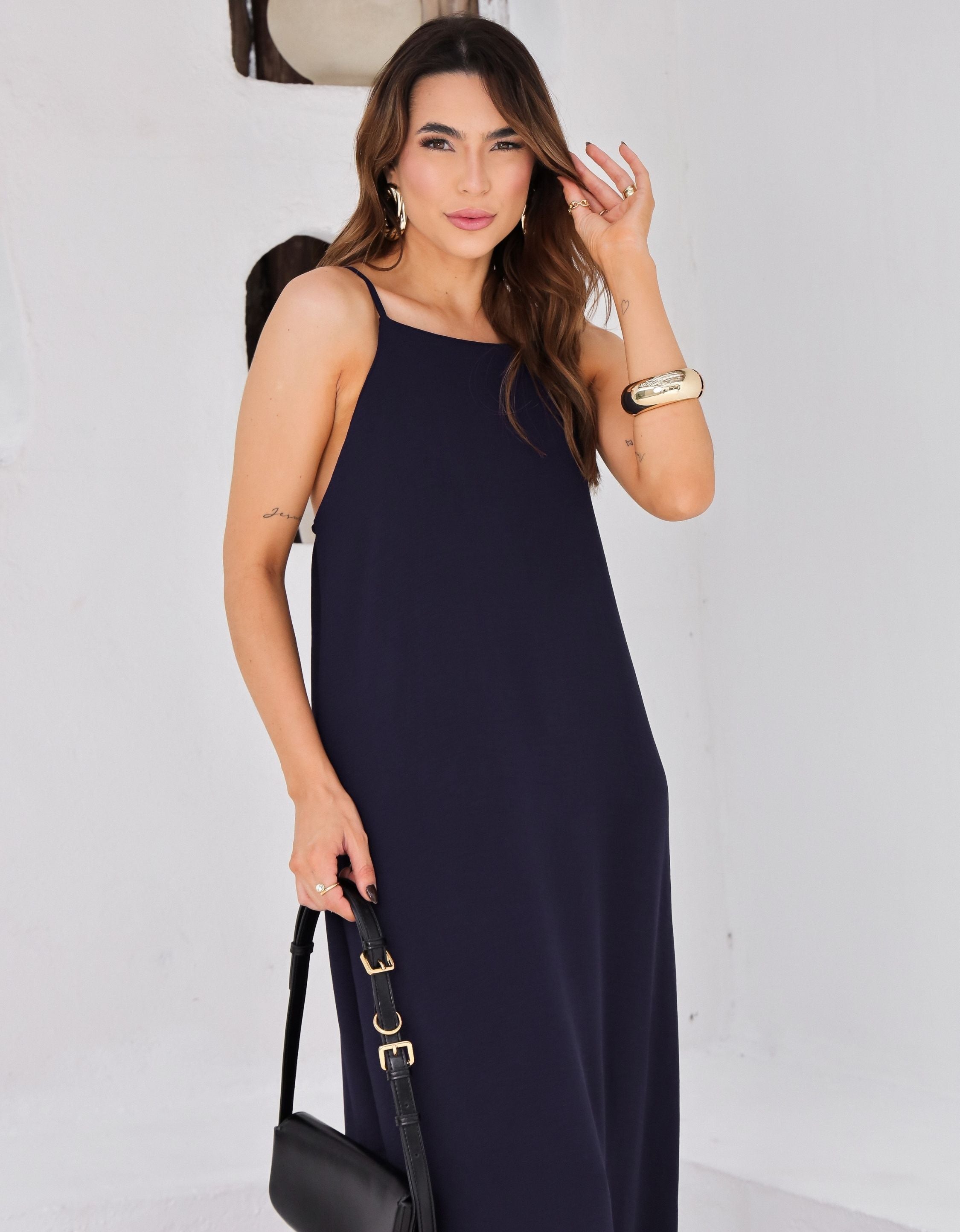 Vestido Longo em Crepe com Alças Reguláveis