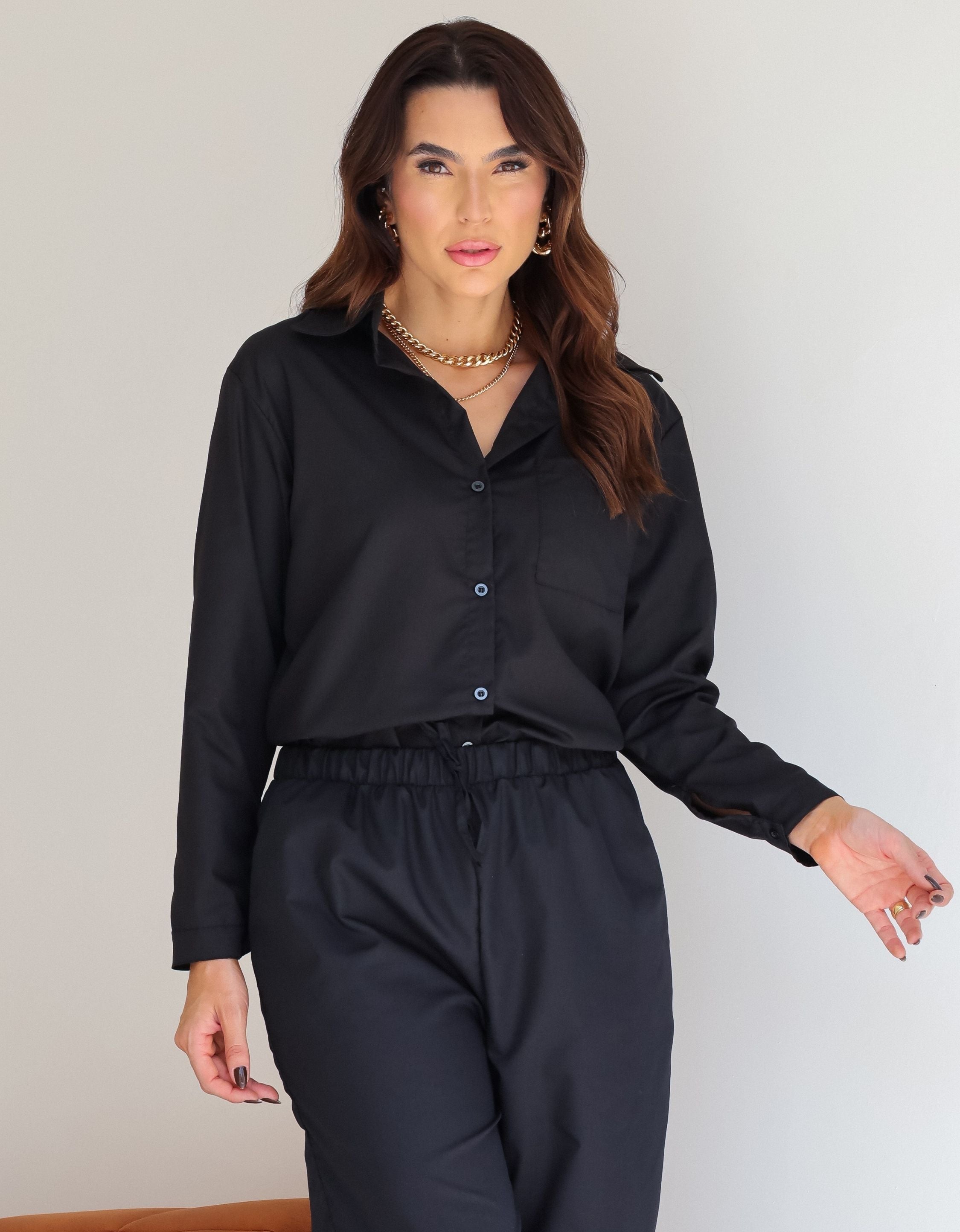 Conjunto Alfaiataria Camisa e Calça em Tricoline