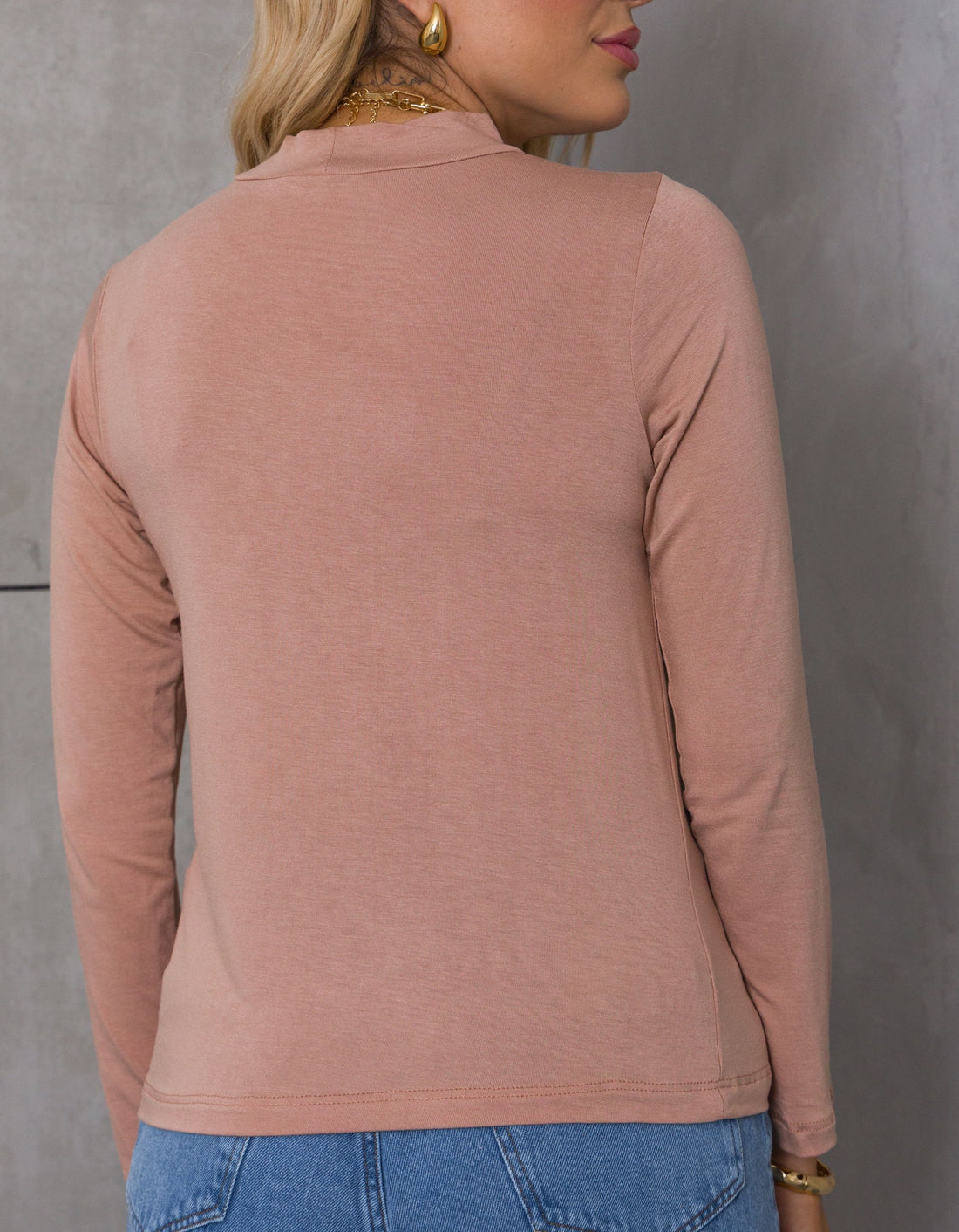 Blusa Cacharrel Gola Alta Malha de Viscose