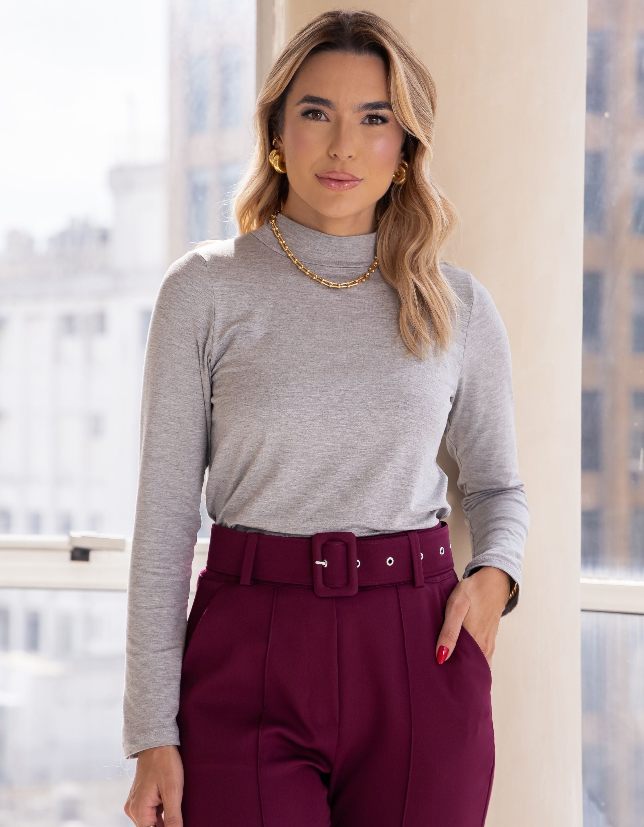 Blusa Cacharrel Gola Alta Malha de Viscose