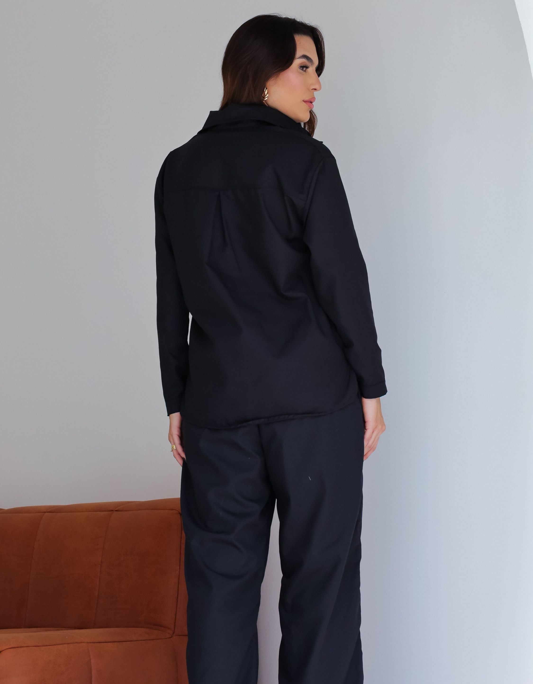 Conjunto Alfaiataria Camisa e Calça em Tricoline