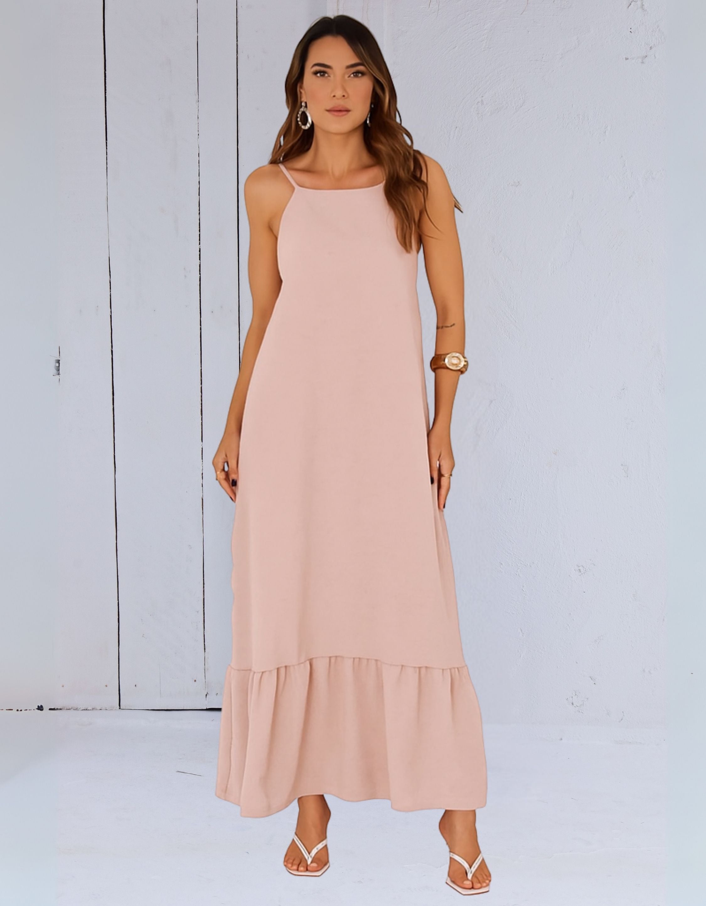 Vestido Longo em Crepe com Alças Reguláveis