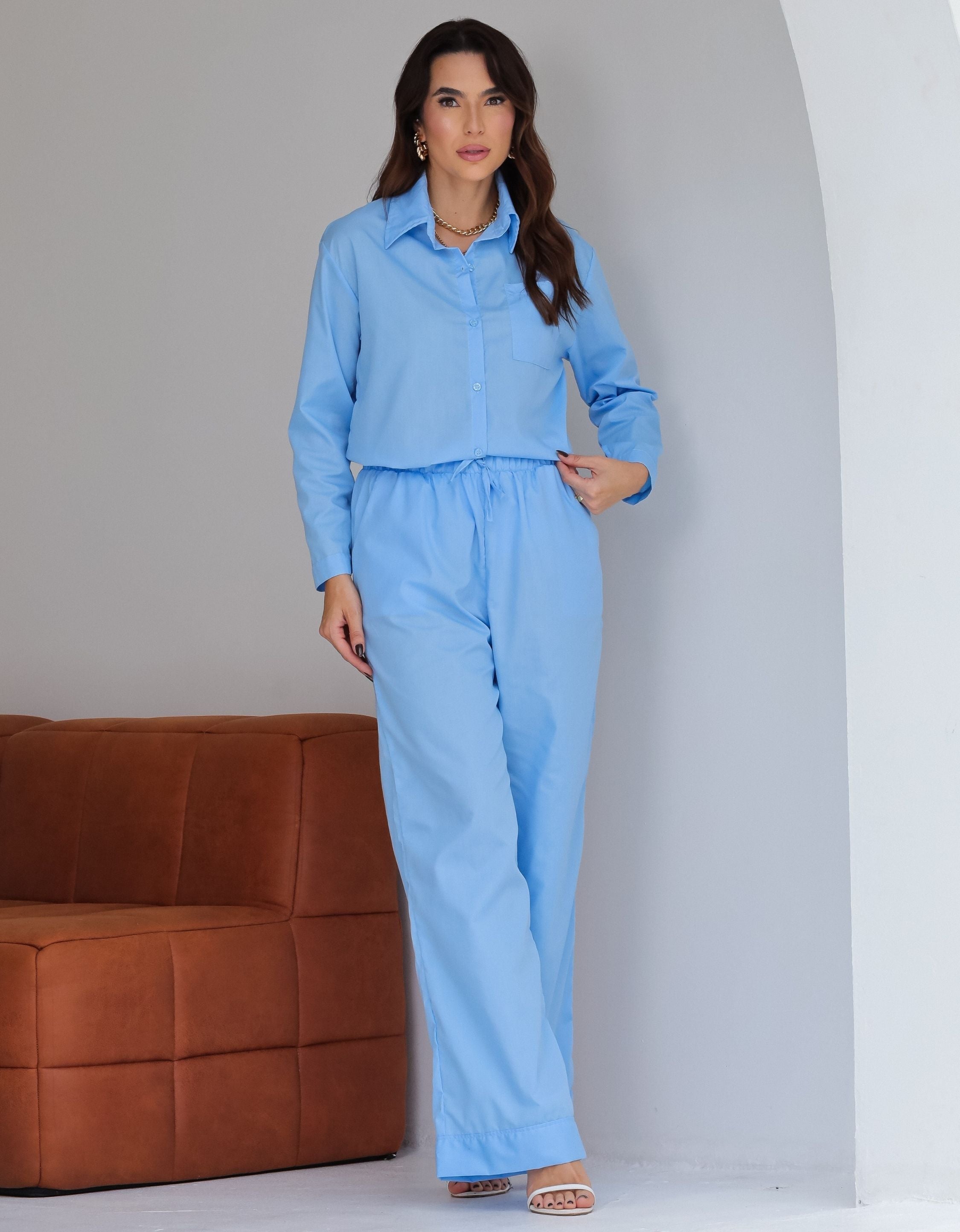 Conjunto Alfaiataria Camisa e Calça em Tricoline
