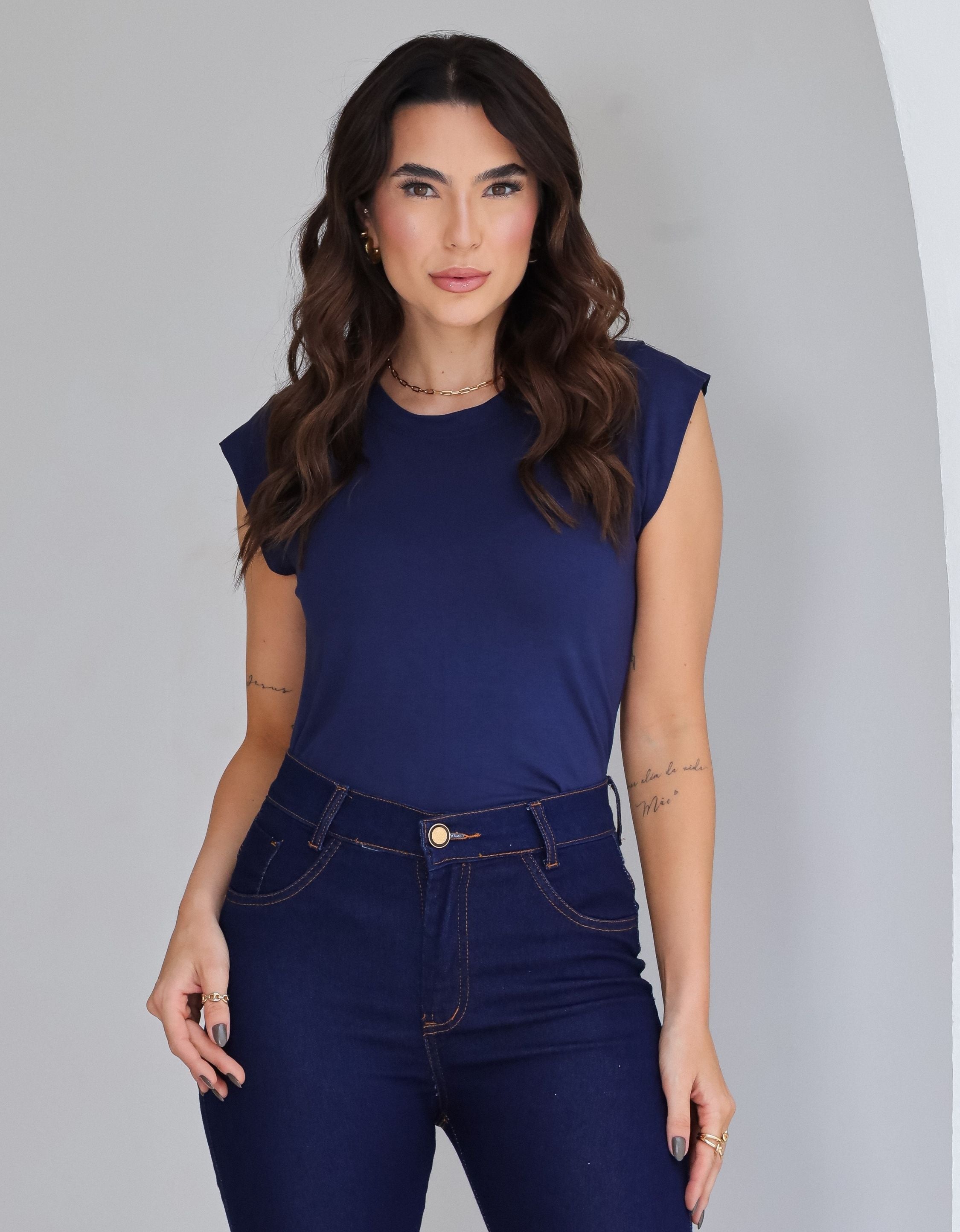 Blusa com Mangas em Malha de Viscose