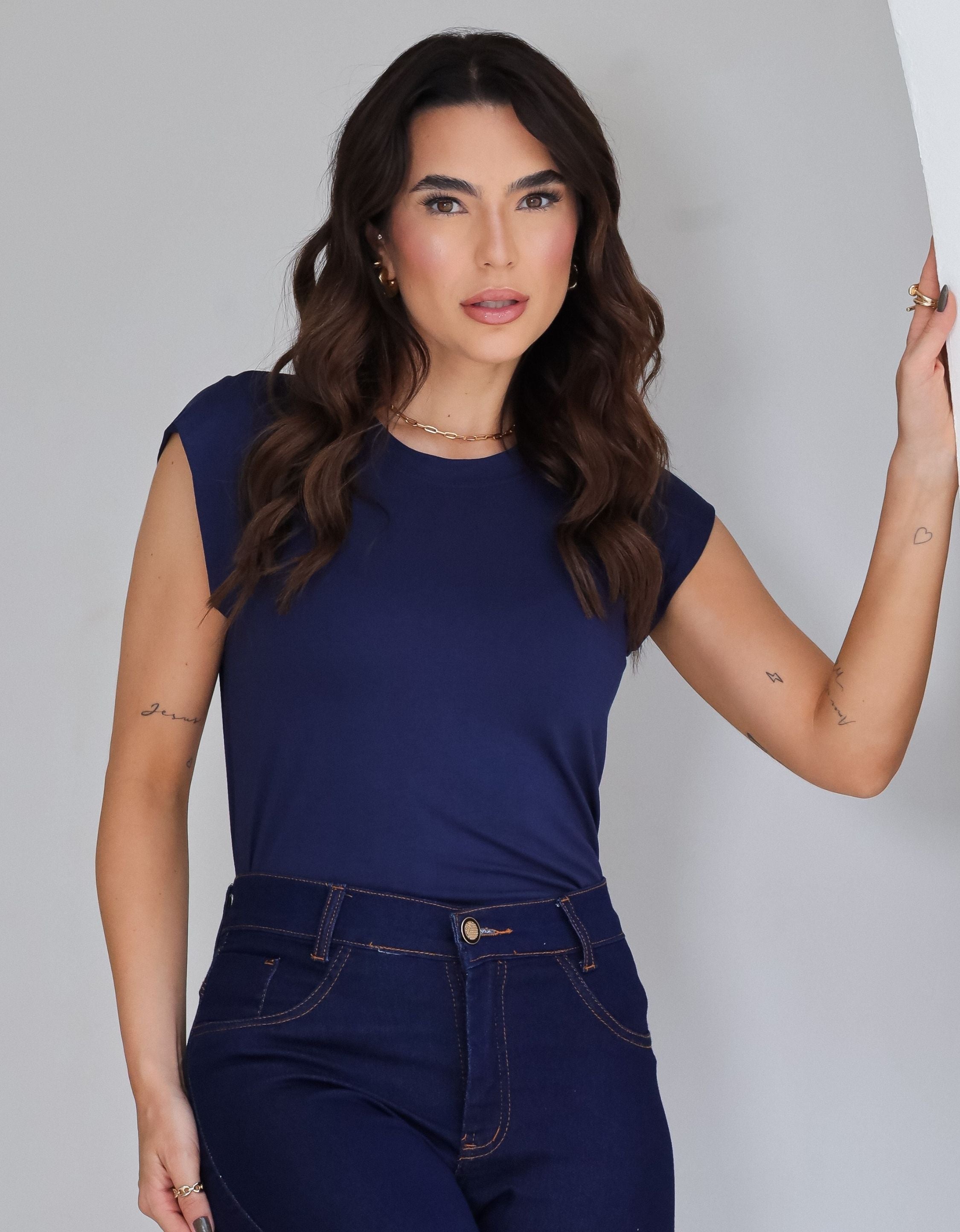 Blusa com Mangas em Malha de Viscose