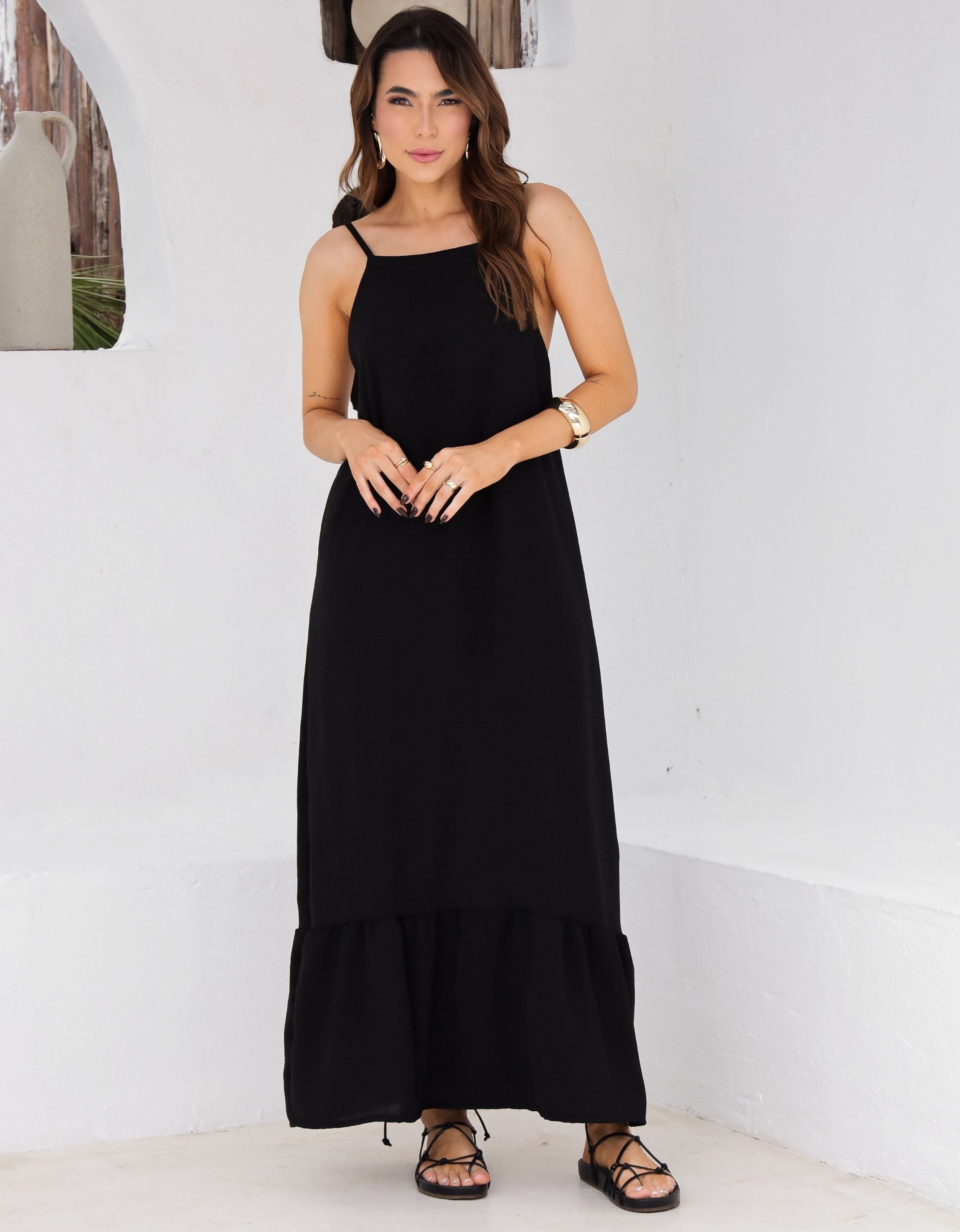 Vestido Longo em Crepe com Alças Reguláveis