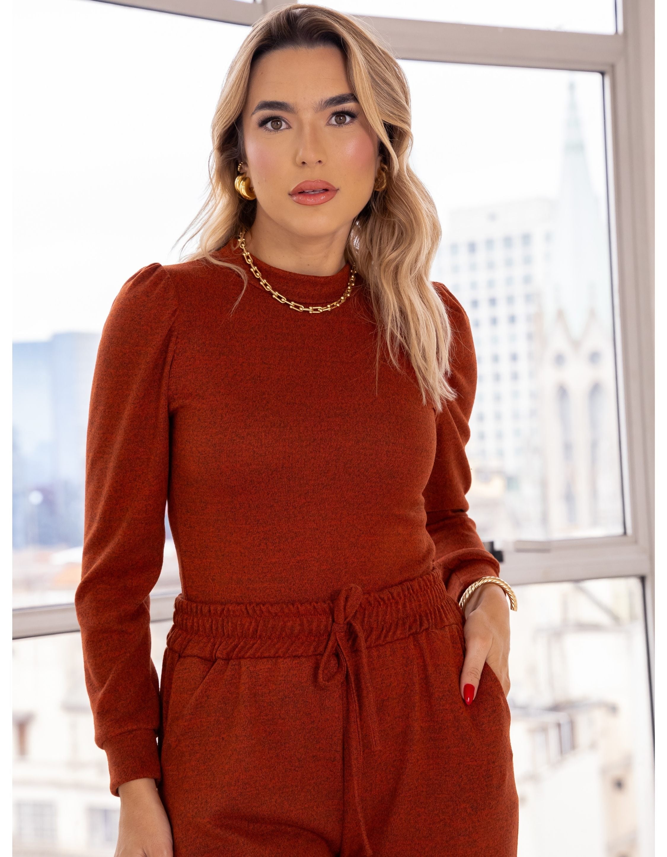 Conjunto Malha de Tricot Calça e Blusa Gola Alta