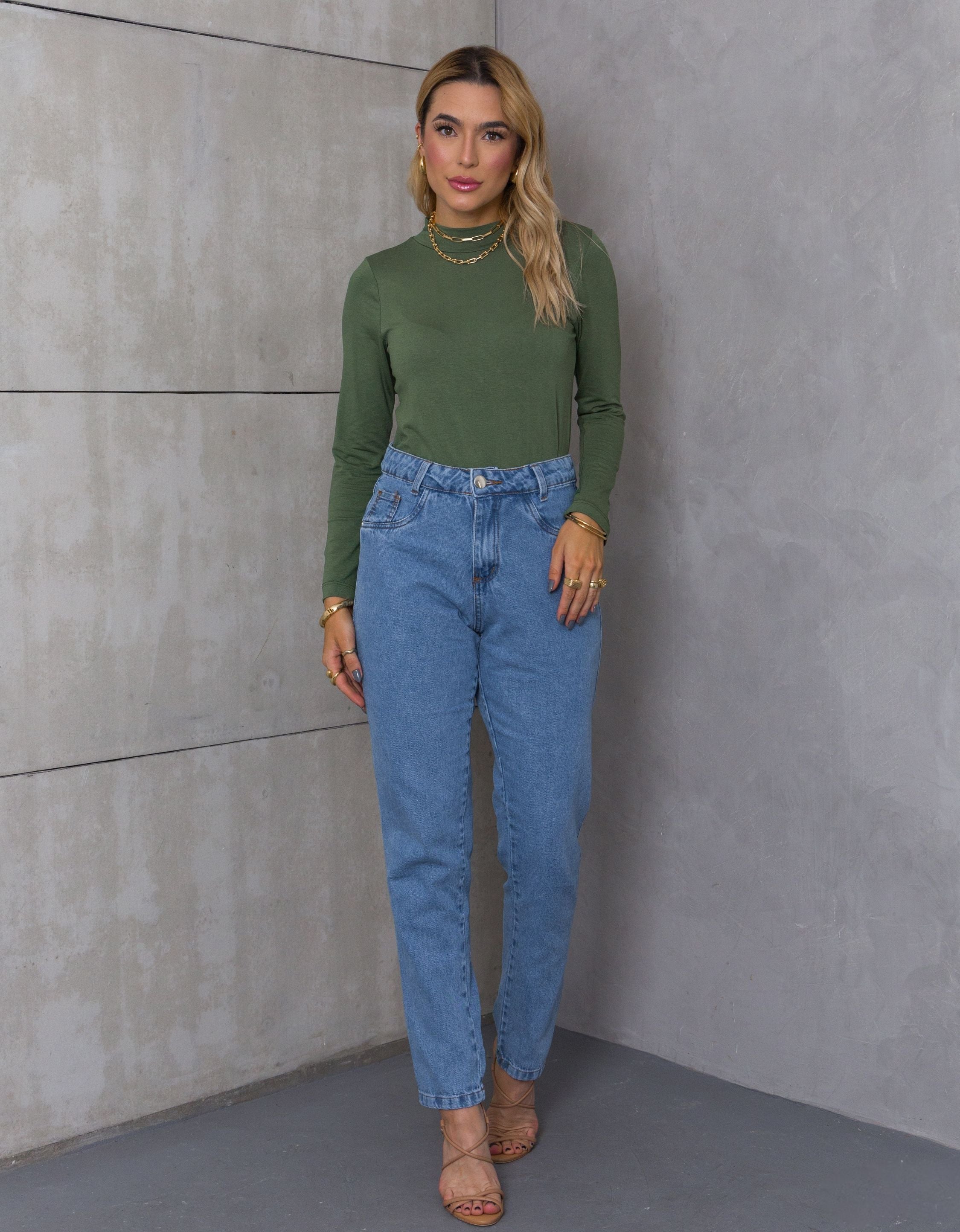 Blusa Cacharrel Gola Alta Malha de Viscose