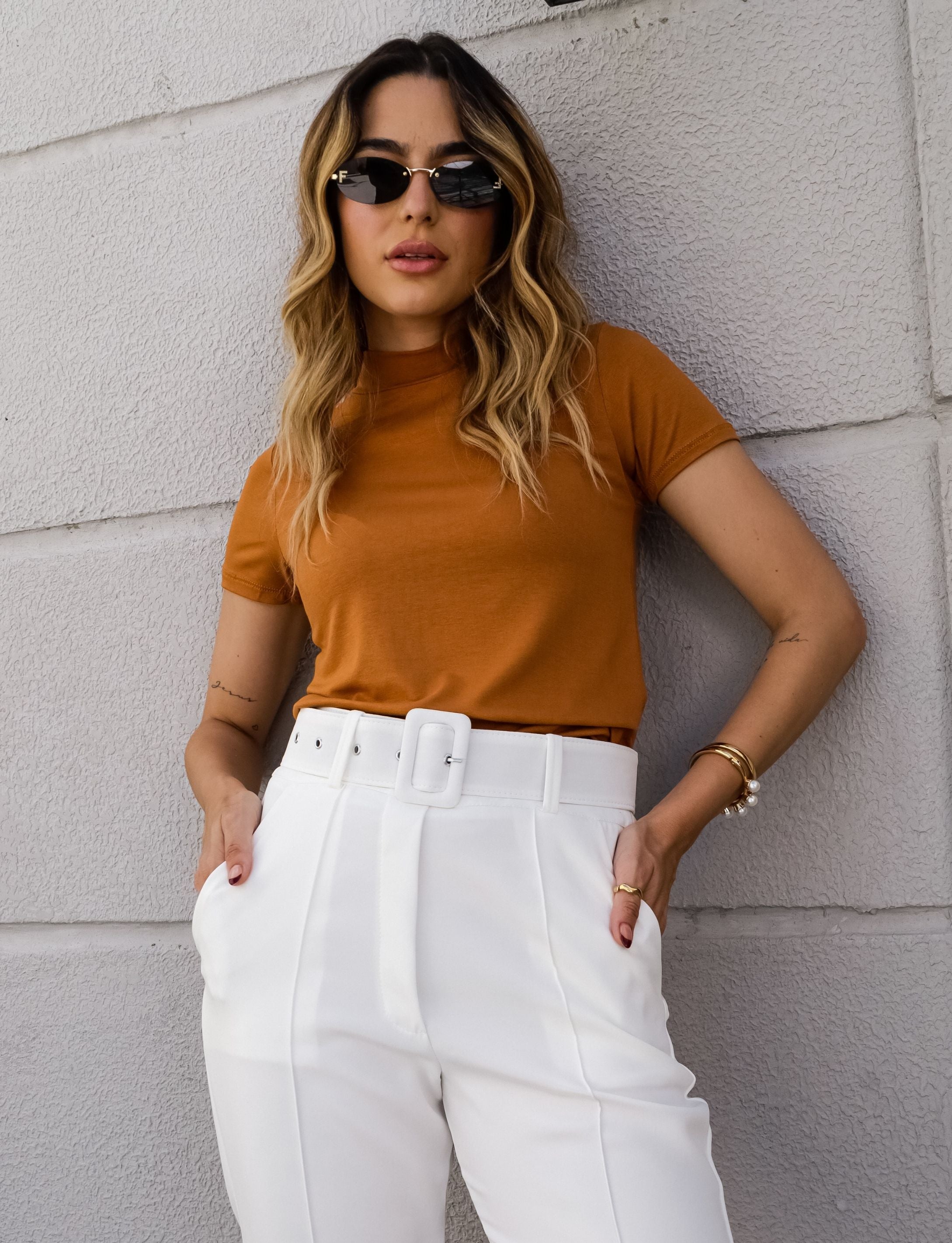 Blusa Gola Alta Com Mangas Malha de Viscose