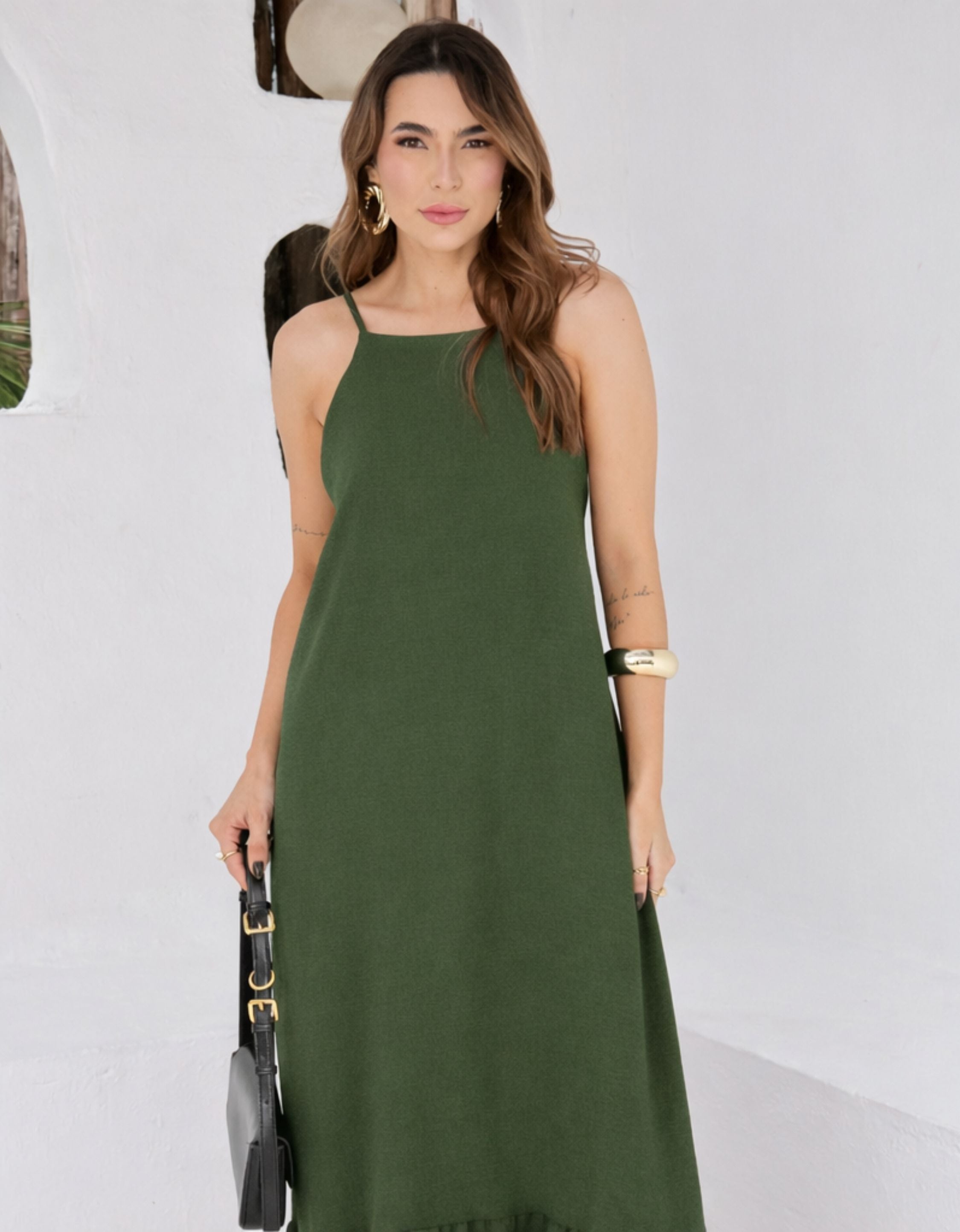Vestido Longo em Crepe com Alças Reguláveis