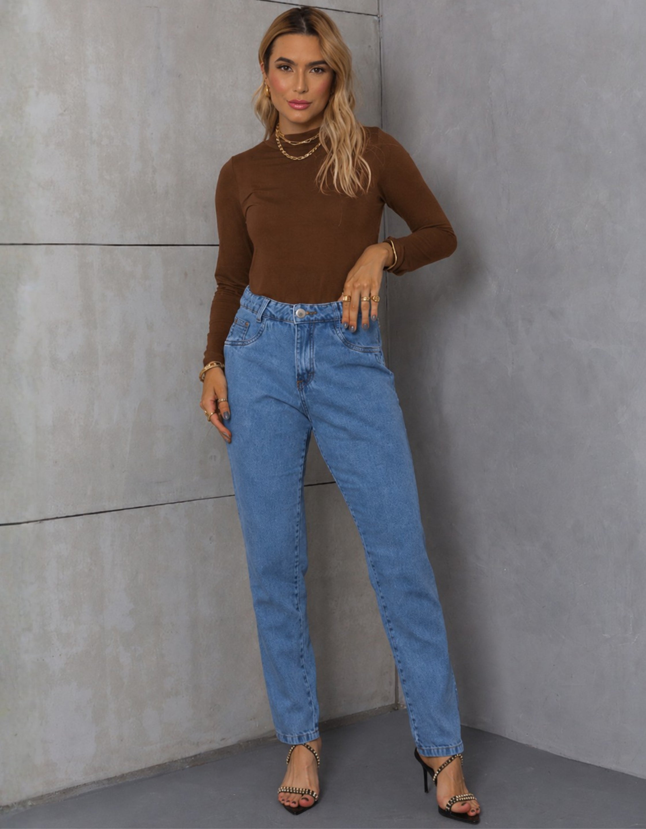 Blusa Cacharrel Gola Alta Malha de Viscose