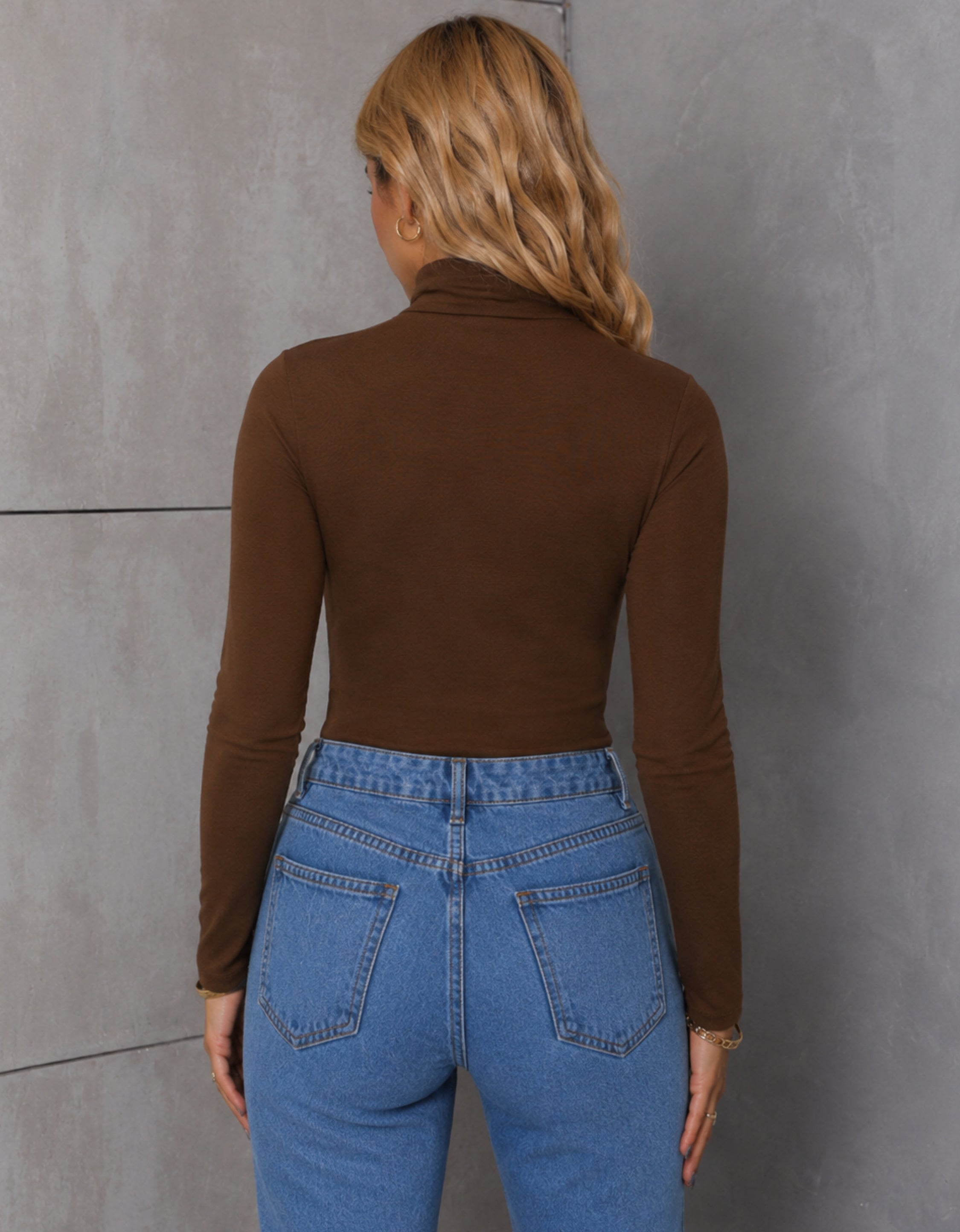 Blusa Cacharrel Gola Alta Malha de Viscose