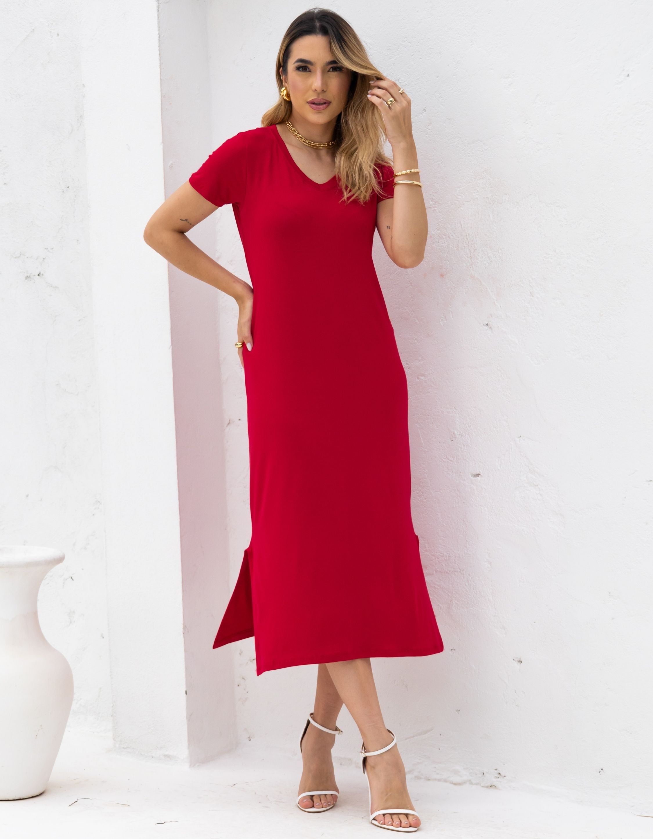 Vestido Midi Malha de Viscose com Mangas e Gola V