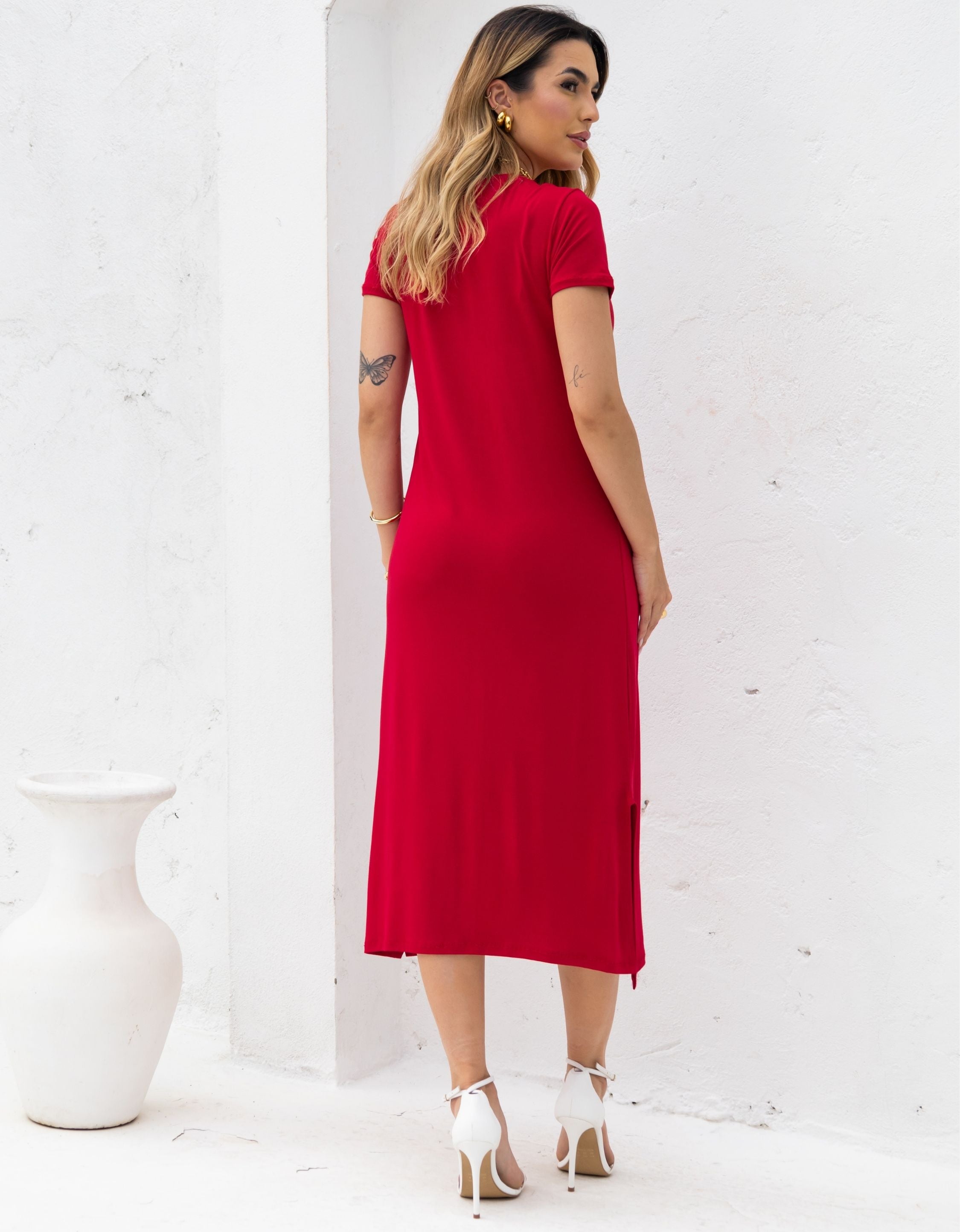 Vestido Midi Malha de Viscose com Mangas e Gola V