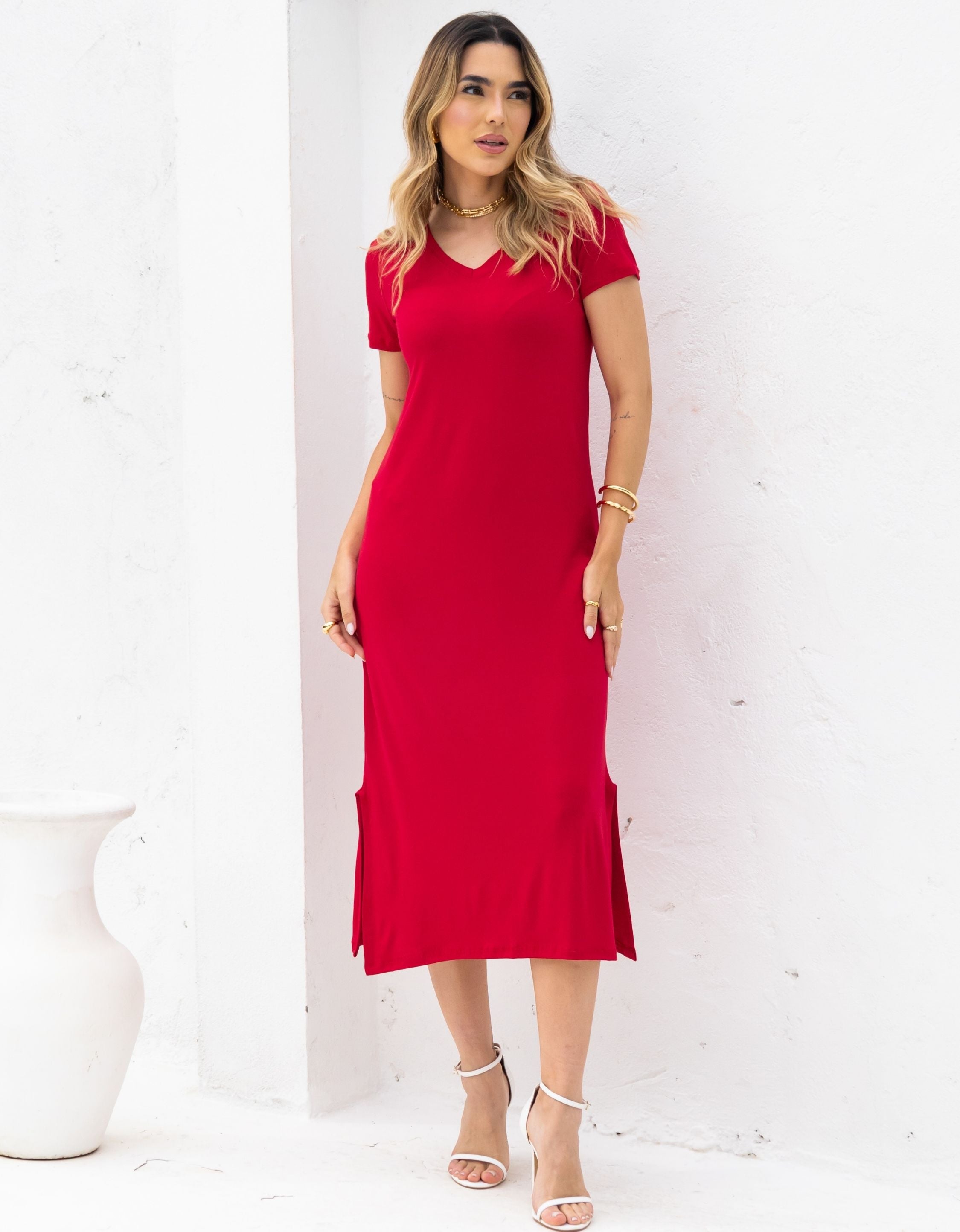 Vestido Midi Malha de Viscose com Mangas e Gola V